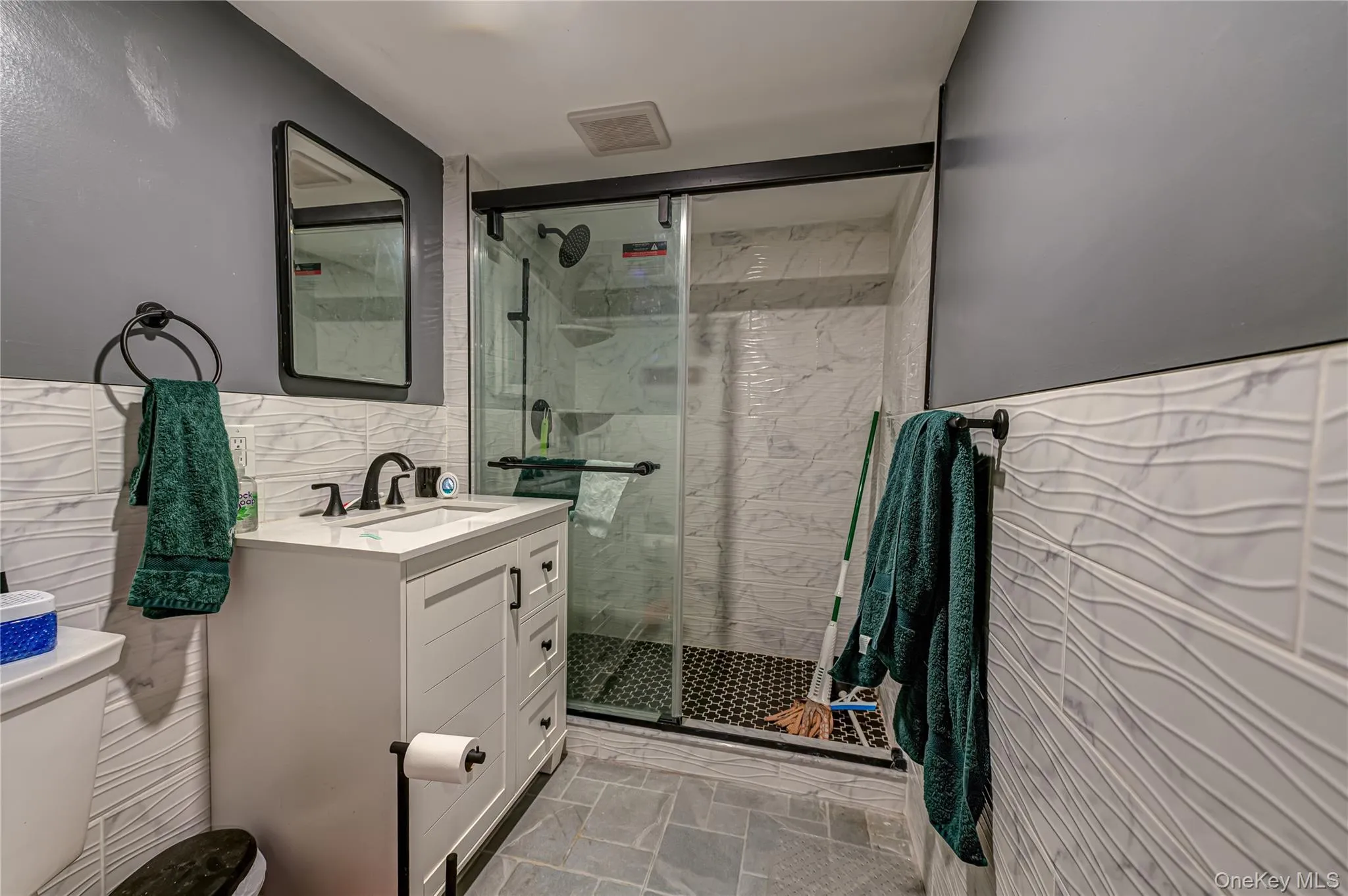 9 PO Lane, Oyster Bay, NY, 4 Bedrooms Bedrooms, 7 Rooms Rooms,2 BathroomsBathrooms,Residential,For Rent,PO,0,1060294 9 PO Lane, Oyster Bay, NY, 4 Bedrooms Bedrooms, 7 Rooms Rooms,2 BathroomsBathrooms,Residential,For Rent,PO,0,1060294
