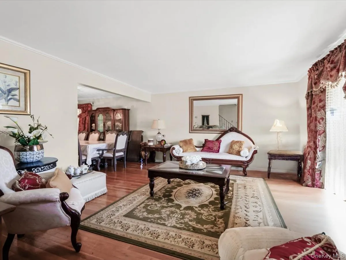 712 Partridge Avenue, Hempstead, NY, 4 Bedrooms Bedrooms, 7 Rooms Rooms,2 BathroomsBathrooms,Residential,For Rent,Partridge,0,1060307 712 Partridge Avenue, Hempstead, NY, 4 Bedrooms Bedrooms, 7 Rooms Rooms,2 BathroomsBathrooms,Residential,For Rent,Partridge,0,1060307