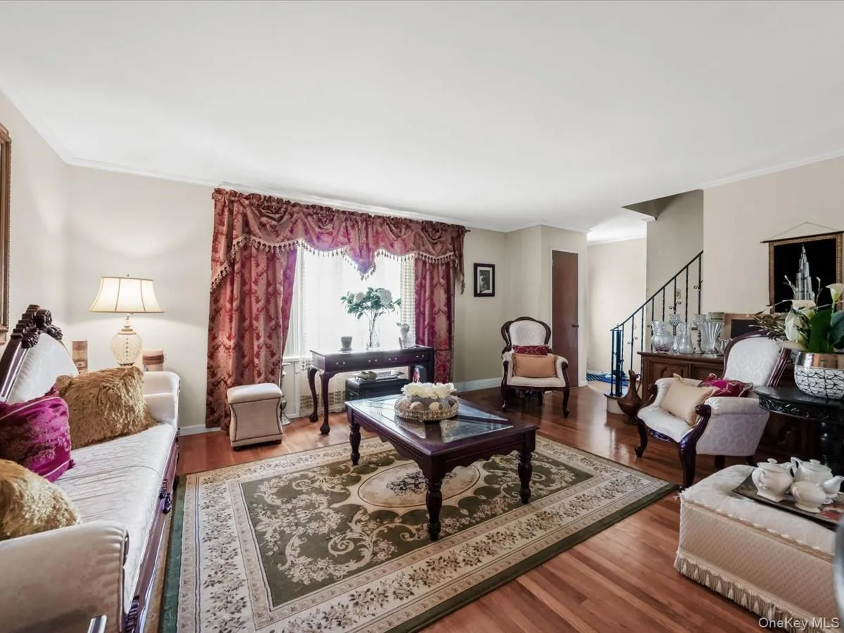 712 Partridge Avenue, Hempstead, NY, 4 Bedrooms Bedrooms, 7 Rooms Rooms,2 BathroomsBathrooms,Residential,For Rent,Partridge,0,1060307 712 Partridge Avenue, Hempstead, NY, 4 Bedrooms Bedrooms, 7 Rooms Rooms,2 BathroomsBathrooms,Residential,For Rent,Partridge,0,1060307