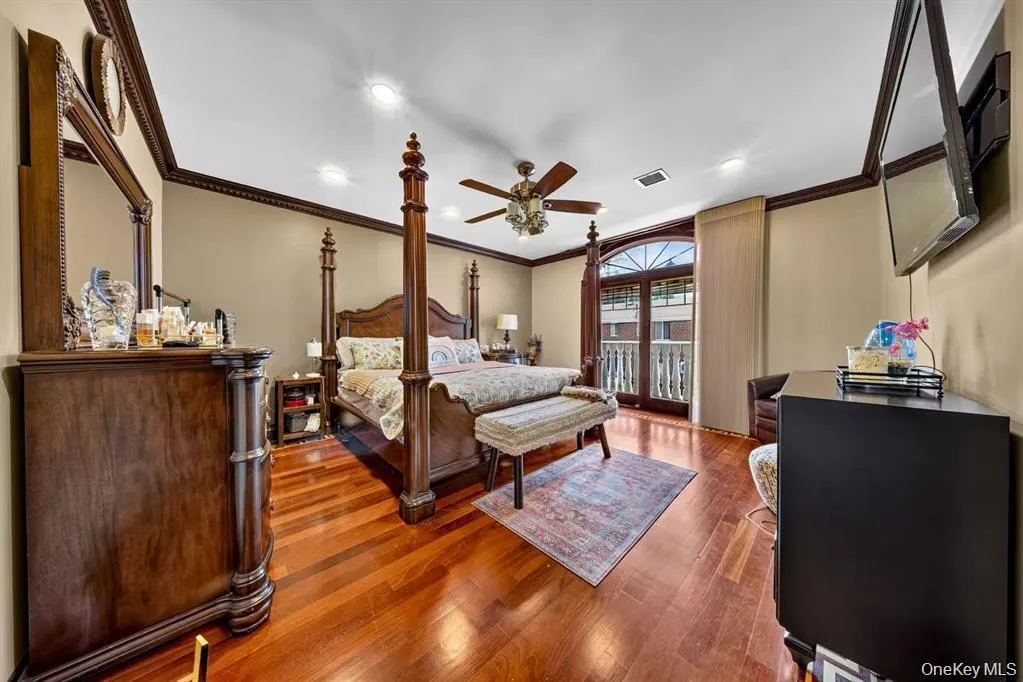 242-14 83rd Avenue, New York, NY, 5 Bedrooms Bedrooms, 12 Rooms Rooms,5 BathroomsBathrooms,Residential,For Rent,83rd,0,1060309 242-14 83rd Avenue, New York, NY, 5 Bedrooms Bedrooms, 12 Rooms Rooms,5 BathroomsBathrooms,Residential,For Rent,83rd,0,1060309