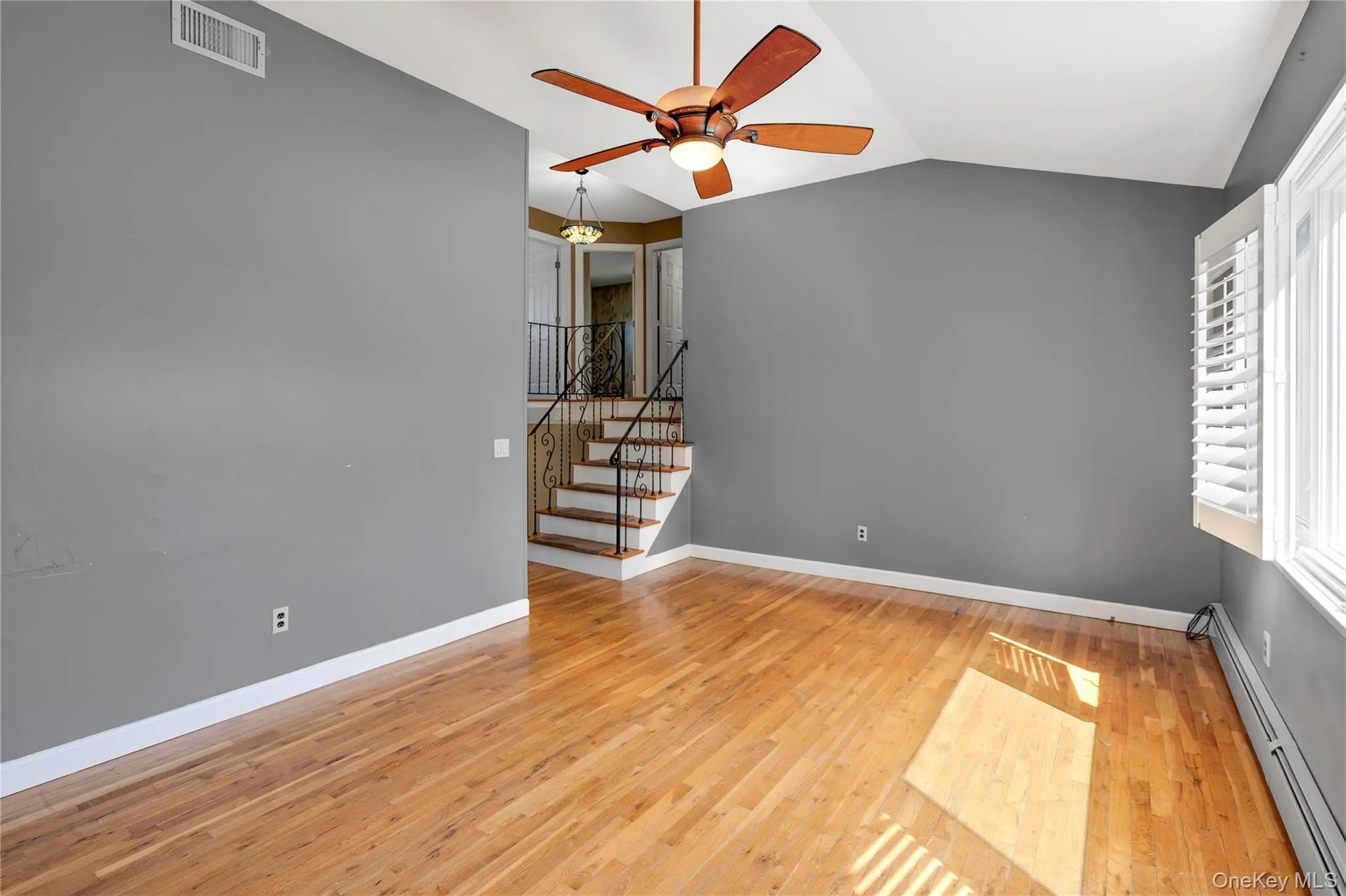 26 Stevenson Place, Babylon, NY, 5 Bedrooms Bedrooms, 11 Rooms Rooms,2 BathroomsBathrooms,Residential,For Rent,Stevenson,0,1060318 26 Stevenson Place, Babylon, NY, 5 Bedrooms Bedrooms, 11 Rooms Rooms,2 BathroomsBathrooms,Residential,For Rent,Stevenson,0,1060318