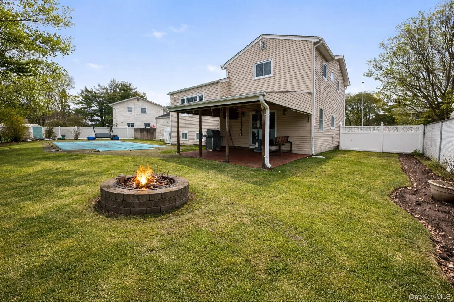 26 Stevenson Place, Babylon, NY, 5 Bedrooms Bedrooms, 11 Rooms Rooms,2 BathroomsBathrooms,Residential,For Rent,Stevenson,0,1060318 26 Stevenson Place, Babylon, NY, 5 Bedrooms Bedrooms, 11 Rooms Rooms,2 BathroomsBathrooms,Residential,For Rent,Stevenson,0,1060318