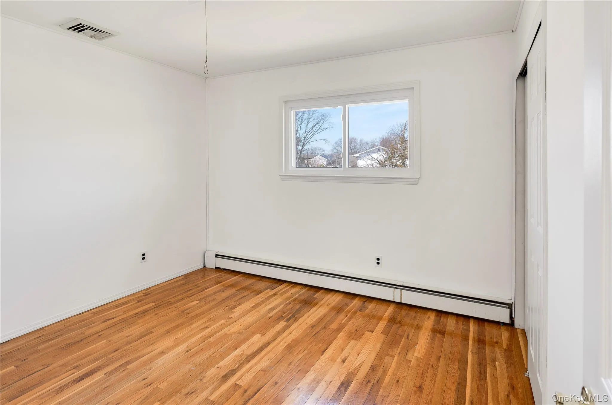 26 Stevenson Place, Babylon, NY, 5 Bedrooms Bedrooms, 11 Rooms Rooms,2 BathroomsBathrooms,Residential,For Rent,Stevenson,0,1060318 26 Stevenson Place, Babylon, NY, 5 Bedrooms Bedrooms, 11 Rooms Rooms,2 BathroomsBathrooms,Residential,For Rent,Stevenson,0,1060318
