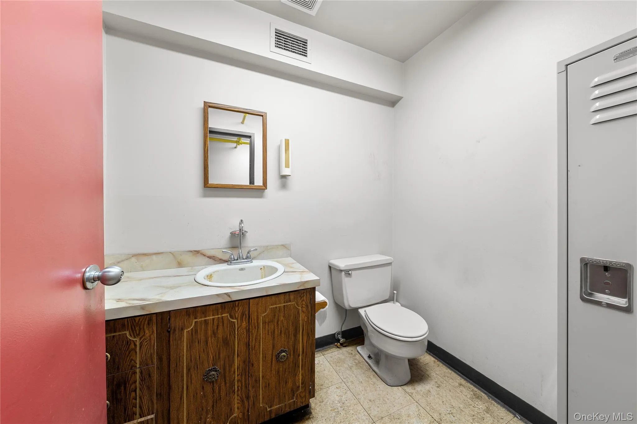 187 Herricks Road, Hempstead, NY, ,Commercial Lease,For Rent,Herricks,0,1060328 187 Herricks Road, Hempstead, NY, ,Commercial Lease,For Rent,Herricks,0,1060328