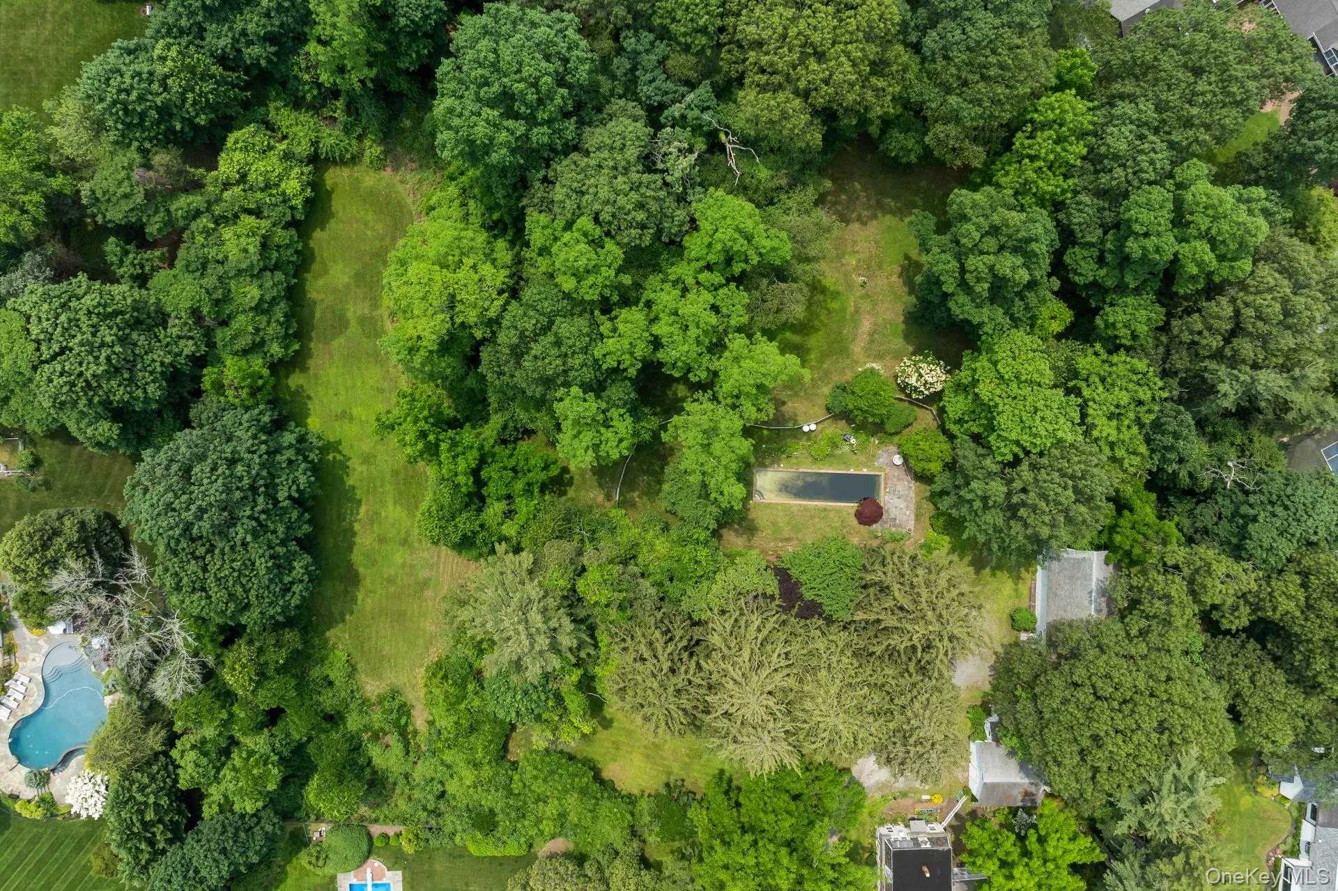 383 Neck Road, Huntington, NY, 3 Bedrooms Bedrooms, 8 Rooms Rooms,3 BathroomsBathrooms,Residential,For Rent,Neck,0,1060331 383 Neck Road, Huntington, NY, 3 Bedrooms Bedrooms, 8 Rooms Rooms,3 BathroomsBathrooms,Residential,For Rent,Neck,0,1060331