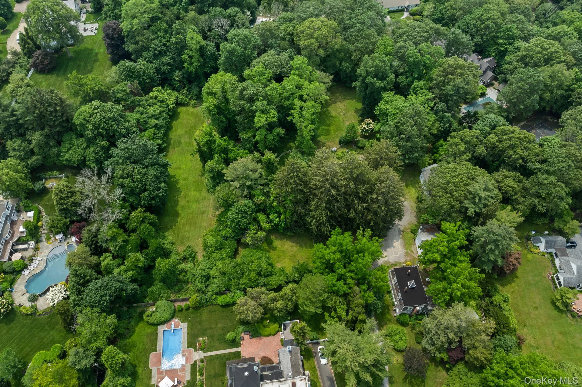 383 Neck Road, Huntington, NY, 3 Bedrooms Bedrooms, 8 Rooms Rooms,3 BathroomsBathrooms,Residential,For Rent,Neck,0,1060331 383 Neck Road, Huntington, NY, 3 Bedrooms Bedrooms, 8 Rooms Rooms,3 BathroomsBathrooms,Residential,For Rent,Neck,0,1060331