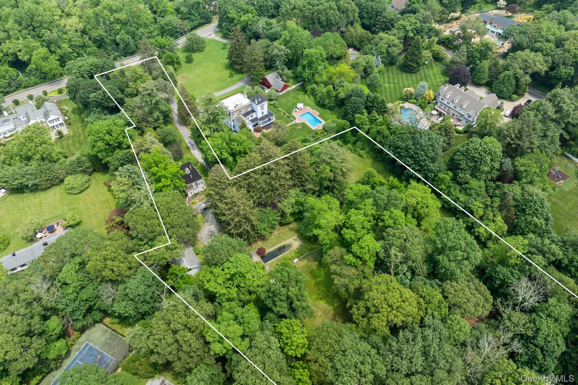 383 Neck Road, Huntington, NY, 3 Bedrooms Bedrooms, 8 Rooms Rooms,3 BathroomsBathrooms,Residential,For Rent,Neck,0,1060331 383 Neck Road, Huntington, NY, 3 Bedrooms Bedrooms, 8 Rooms Rooms,3 BathroomsBathrooms,Residential,For Rent,Neck,0,1060331