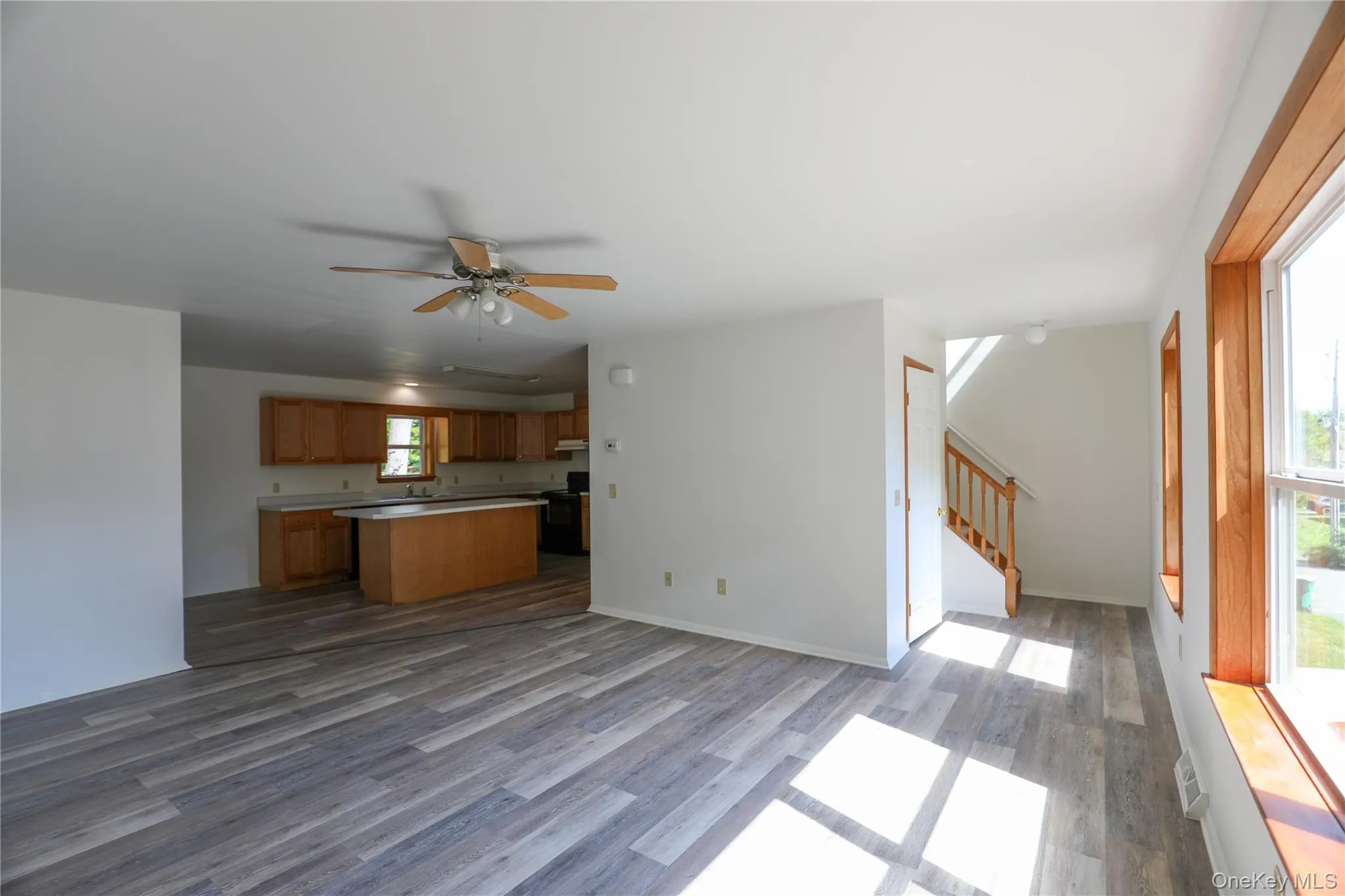 217 Hasbrouck Avenue, Esopus, NY, 3 Bedroom Bedrooms, 7 Room Rooms,2 BathroomBathrooms,Residential Lease,For Rent,Hasbrouck,0,1060332 217 Hasbrouck Avenue, Esopus, NY, 3 Bedroom Bedrooms, 7 Room Rooms,2 BathroomBathrooms,Residential Lease,For Rent,Hasbrouck,0,1060332