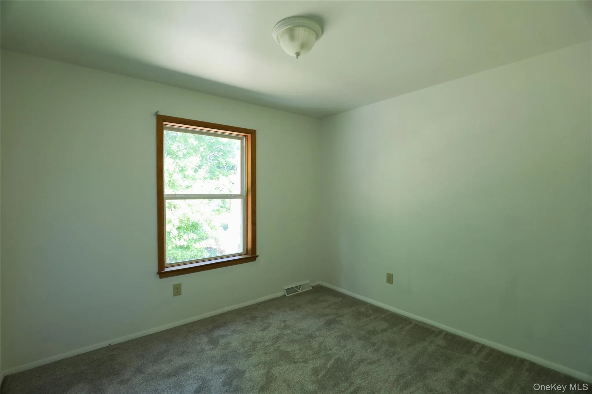 217 Hasbrouck Avenue, Esopus, NY, 3 Bedroom Bedrooms, 7 Room Rooms,2 BathroomBathrooms,Residential Lease,For Rent,Hasbrouck,0,1060332 217 Hasbrouck Avenue, Esopus, NY, 3 Bedroom Bedrooms, 7 Room Rooms,2 BathroomBathrooms,Residential Lease,For Rent,Hasbrouck,0,1060332
