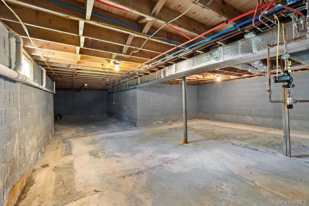 106 Airmont Road, Ramapo, NY, 4 Bedrooms Bedrooms, 7 Rooms Rooms,2 BathroomsBathrooms,Residential,For Rent,Airmont,0,1060335 106 Airmont Road, Ramapo, NY, 4 Bedrooms Bedrooms, 7 Rooms Rooms,2 BathroomsBathrooms,Residential,For Rent,Airmont,0,1060335