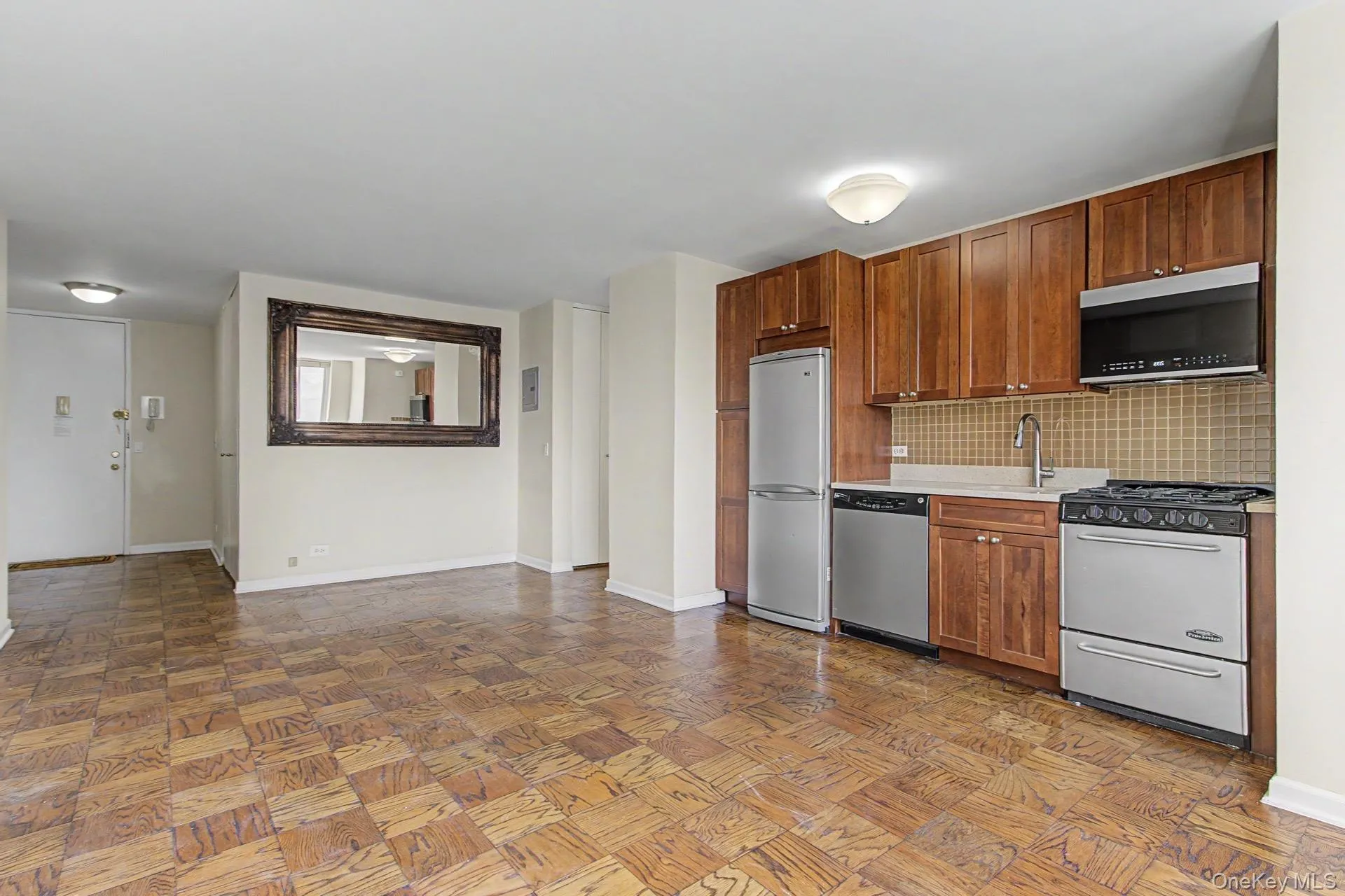 345 93rd Street, New York, NY, 1 Bedroom Bedrooms, 3 Rooms Rooms,1 BathroomBathrooms,Residential,For Rent,93rd,0,1060336 345 93rd Street, New York, NY, 1 Bedroom Bedrooms, 3 Rooms Rooms,1 BathroomBathrooms,Residential,For Rent,93rd,0,1060336