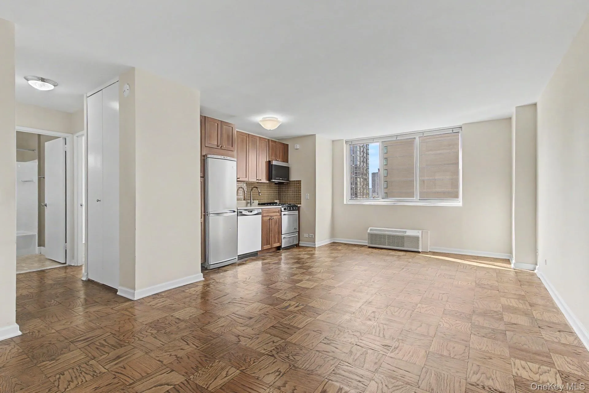 345 93rd Street, New York, NY, 1 Bedroom Bedrooms, 3 Rooms Rooms,1 BathroomBathrooms,Residential,For Rent,93rd,0,1060336 345 93rd Street, New York, NY, 1 Bedroom Bedrooms, 3 Rooms Rooms,1 BathroomBathrooms,Residential,For Rent,93rd,0,1060336