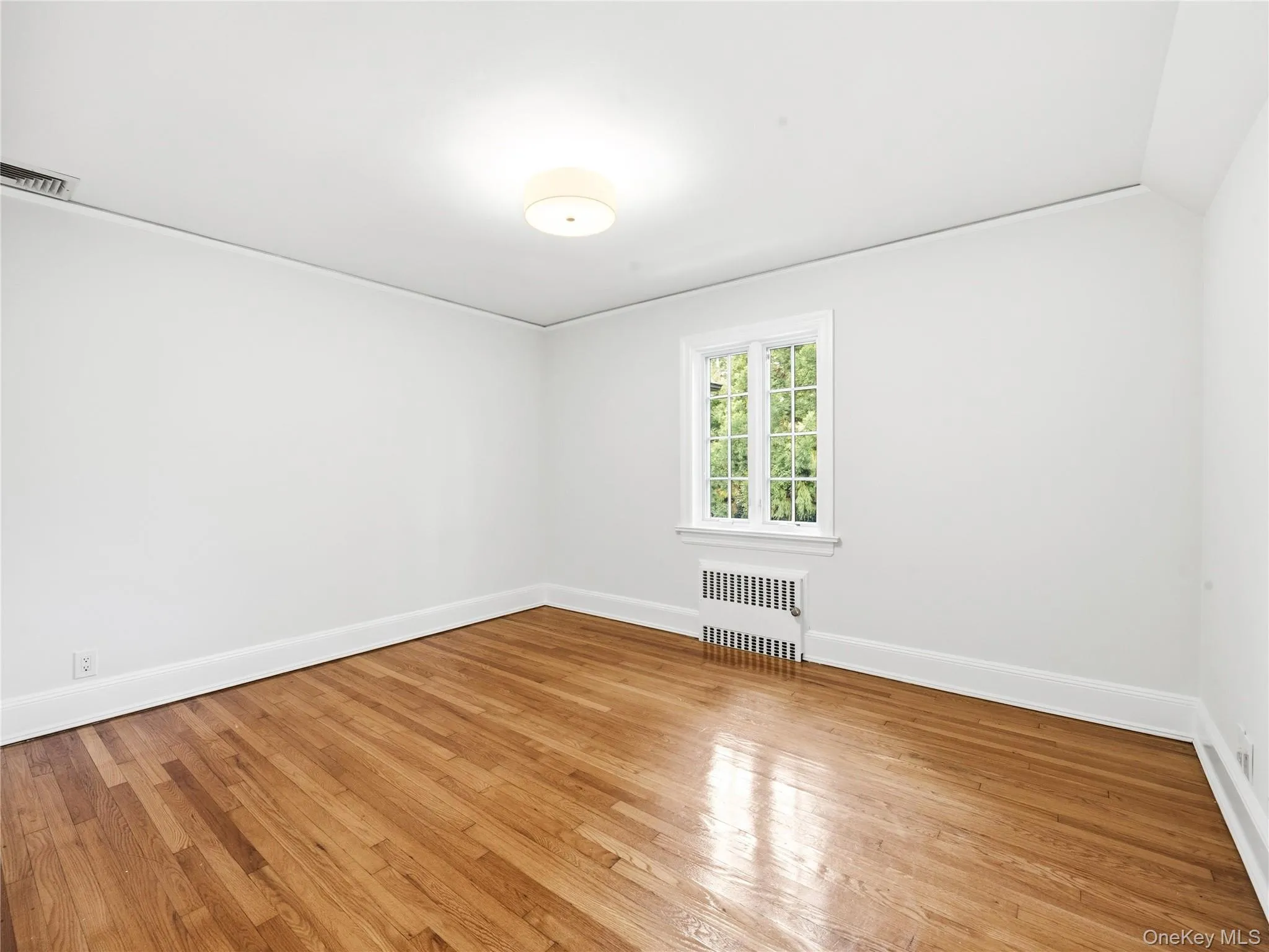 403 Ryder Road, North Hempstead, NY, 4 Bedrooms Bedrooms, 9 Rooms Rooms,3 BathroomsBathrooms,Residential,For Rent,Ryder,0,1060343 403 Ryder Road, North Hempstead, NY, 4 Bedrooms Bedrooms, 9 Rooms Rooms,3 BathroomsBathrooms,Residential,For Rent,Ryder,0,1060343