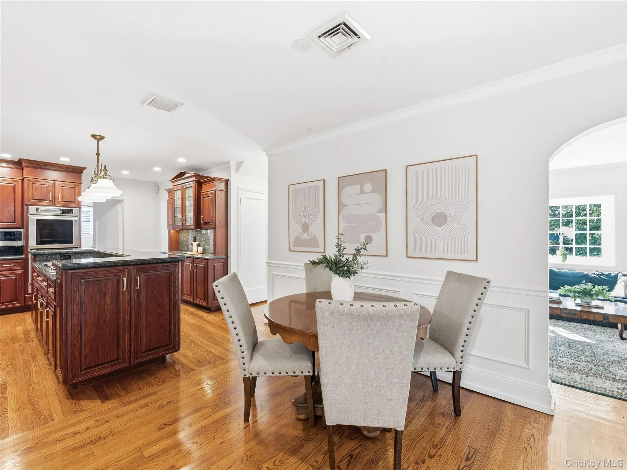 403 Ryder Road, North Hempstead, NY, 4 Bedrooms Bedrooms, 9 Rooms Rooms,3 BathroomsBathrooms,Residential,For Rent,Ryder,0,1060343 403 Ryder Road, North Hempstead, NY, 4 Bedrooms Bedrooms, 9 Rooms Rooms,3 BathroomsBathrooms,Residential,For Rent,Ryder,0,1060343
