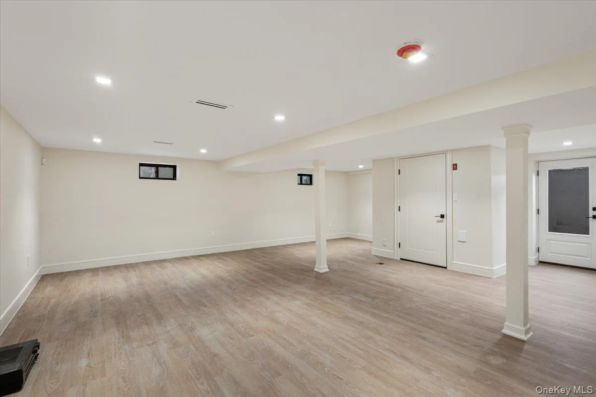 145-67 7th Avenue, New York, NY, 3 Bedrooms Bedrooms, 7 Rooms Rooms,3 BathroomsBathrooms,Residential,For Rent,7th,0,1060349 145-67 7th Avenue, New York, NY, 3 Bedrooms Bedrooms, 7 Rooms Rooms,3 BathroomsBathrooms,Residential,For Rent,7th,0,1060349