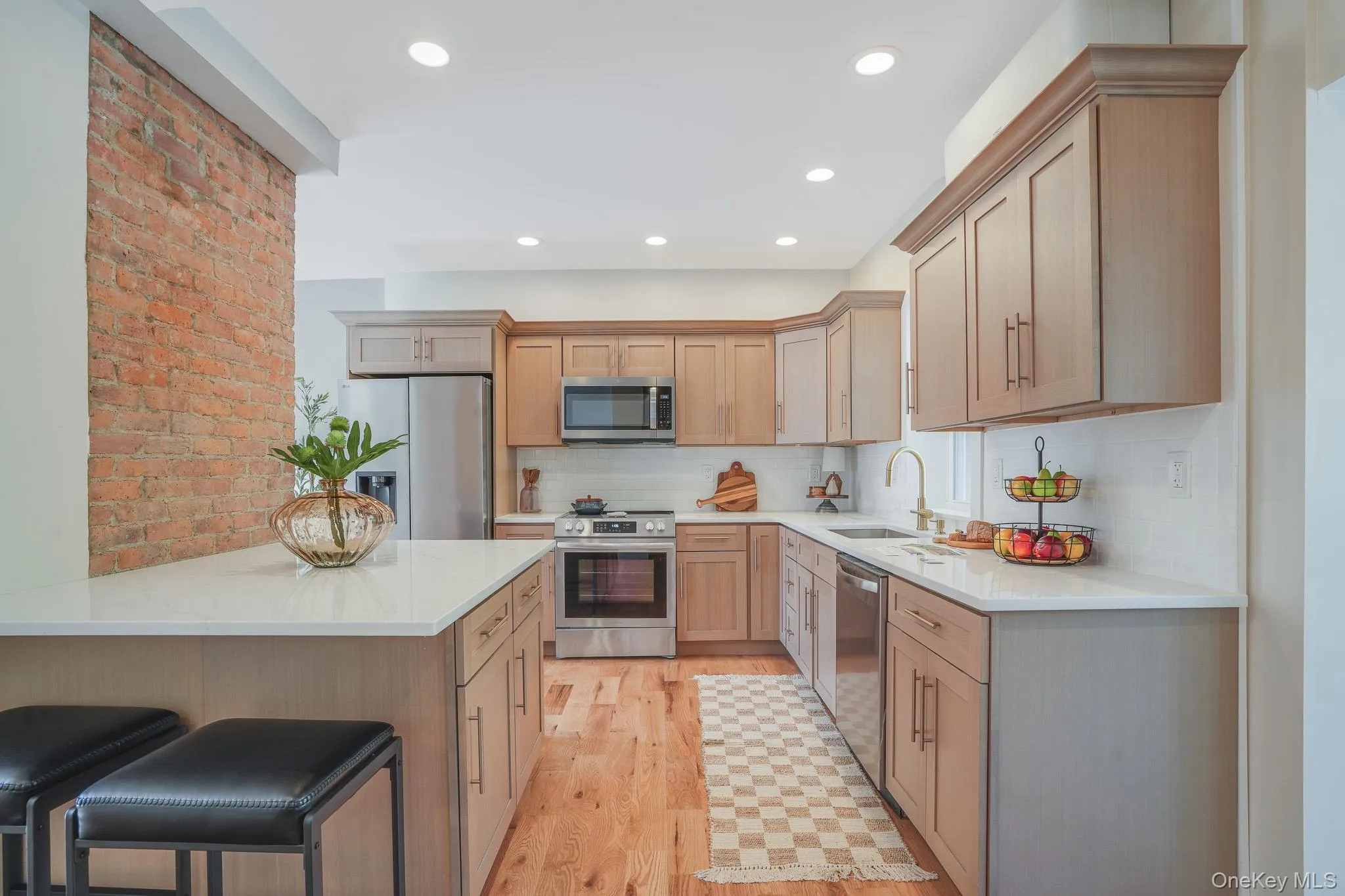 10 Robinson Street, Beacon, NY, 3 Bedrooms Bedrooms, 10 Rooms Rooms,3 BathroomsBathrooms,Residential,For Rent,Robinson,0,1060351 10 Robinson Street, Beacon, NY, 3 Bedrooms Bedrooms, 10 Rooms Rooms,3 BathroomsBathrooms,Residential,For Rent,Robinson,0,1060351