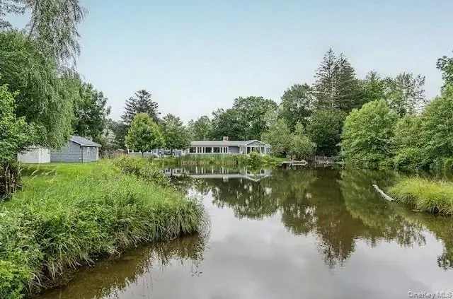 26 Galloway Road, Warwick (town), NY, 1 Bedroom Bedrooms, 2 Room Rooms,1 BathroomBathrooms,Residential Lease,For Rent,Galloway,0,1060356 26 Galloway Road, Warwick (town), NY, 1 Bedroom Bedrooms, 2 Room Rooms,1 BathroomBathrooms,Residential Lease,For Rent,Galloway,0,1060356