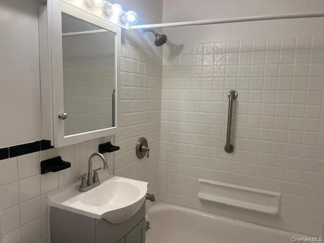 121 Fire Island Avenue, Babylon, NY, 1 Bedroom Bedrooms, 4 Room Rooms,1 BathroomBathrooms,Residential Lease,For Rent,Fire Island,0,1060370 121 Fire Island Avenue, Babylon, NY, 1 Bedroom Bedrooms, 4 Room Rooms,1 BathroomBathrooms,Residential Lease,For Rent,Fire Island,0,1060370