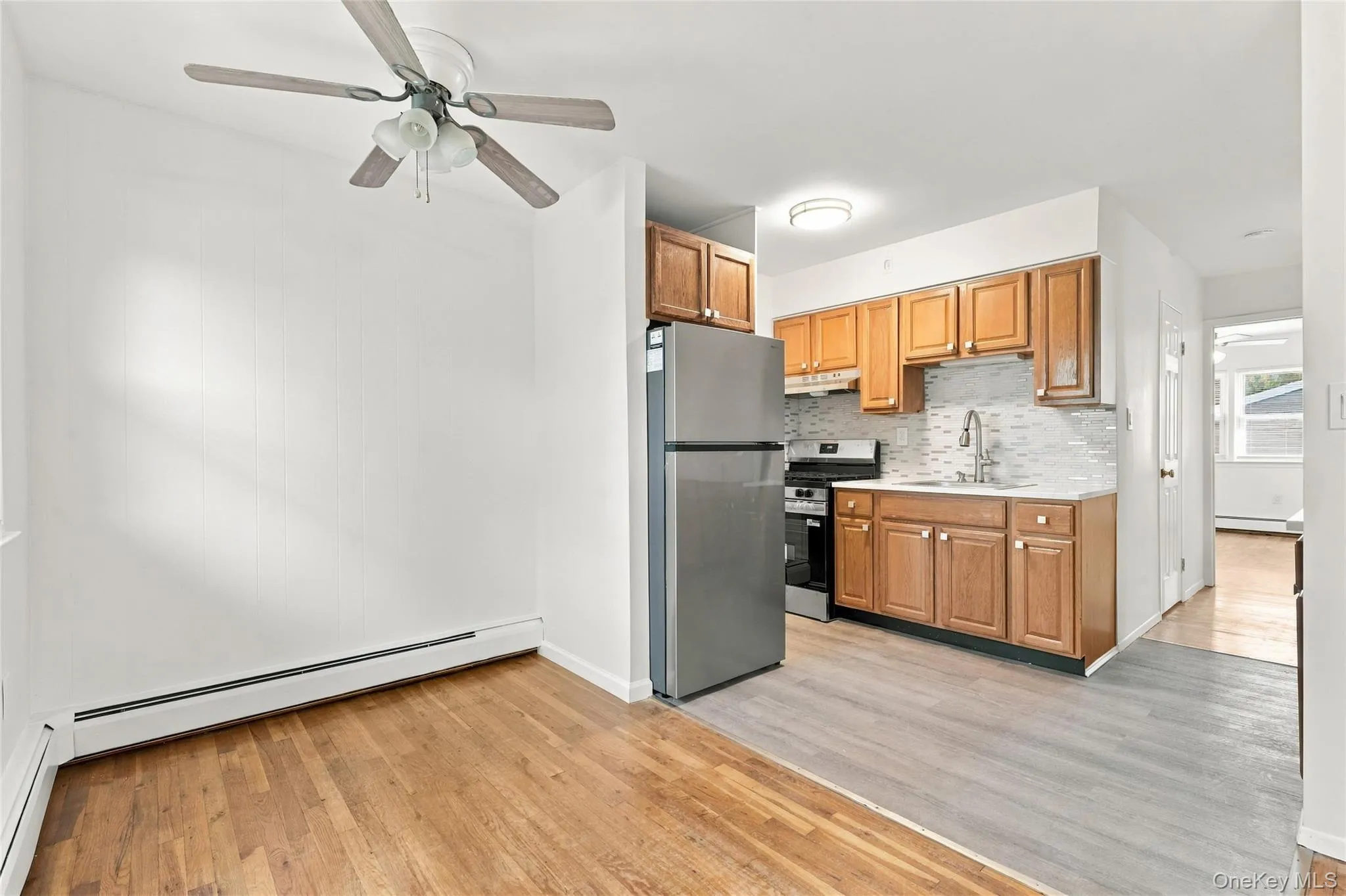 121 Fire Island Avenue, Babylon, NY , With , 1 Bedroom , and , 4 Room , 1 Bathroom , For , Residential Lease , For Rent , 1060370 , MLSID,1060370 121 Fire Island Avenue, Babylon, NY , With , 1 Bedroom , and , 4 Room , 1 Bathroom , For , Residential Lease , For Rent , 1060370 , MLSID,1060370