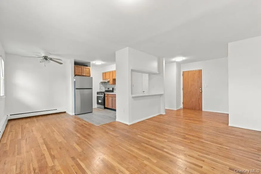 121 Fire Island Avenue, Babylon, NY , With , 1 Bedroom , and , 4 Room , 1 Bathroom , For , Residential Lease , For Rent , 1060370 , MLSID,1060370 121 Fire Island Avenue, Babylon, NY , With , 1 Bedroom , and , 4 Room , 1 Bathroom , For , Residential Lease , For Rent , 1060370 , MLSID,1060370