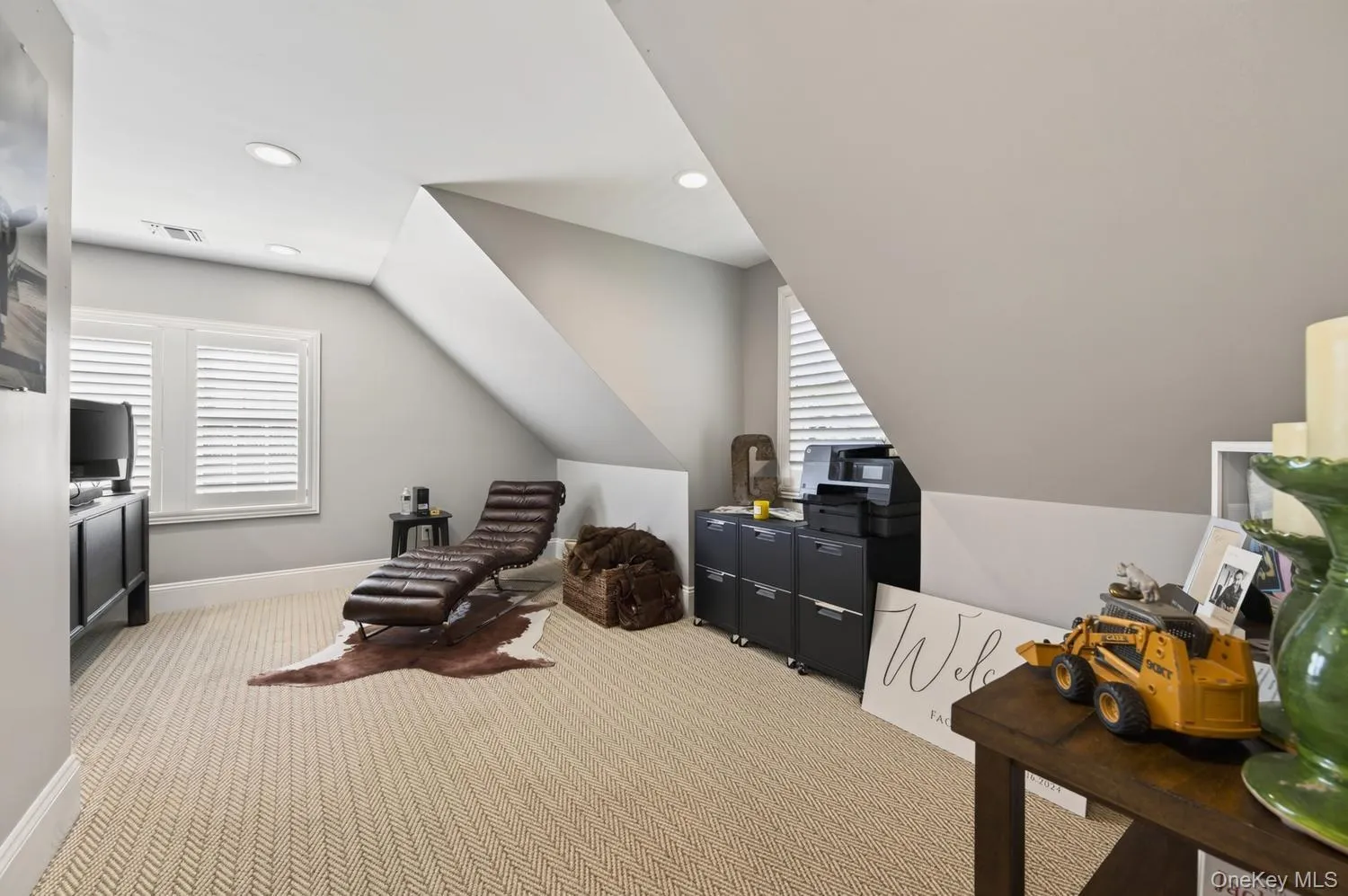 25 Old Northport Road, Huntington, NY, 3 Bedrooms Bedrooms, 7 Rooms Rooms,2 BathroomsBathrooms,Residential,For Rent,Old Northport,0,1060375 25 Old Northport Road, Huntington, NY, 3 Bedrooms Bedrooms, 7 Rooms Rooms,2 BathroomsBathrooms,Residential,For Rent,Old Northport,0,1060375