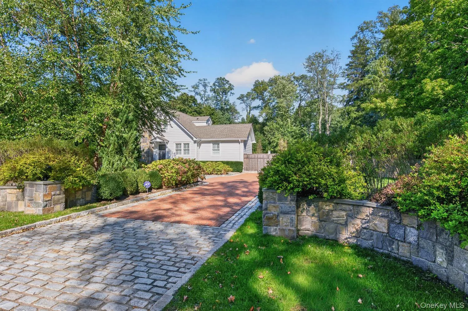 25 Old Northport Road, Huntington, NY, 3 Bedrooms Bedrooms, 7 Rooms Rooms,2 BathroomsBathrooms,Residential,For Rent,Old Northport,0,1060375 25 Old Northport Road, Huntington, NY, 3 Bedrooms Bedrooms, 7 Rooms Rooms,2 BathroomsBathrooms,Residential,For Rent,Old Northport,0,1060375