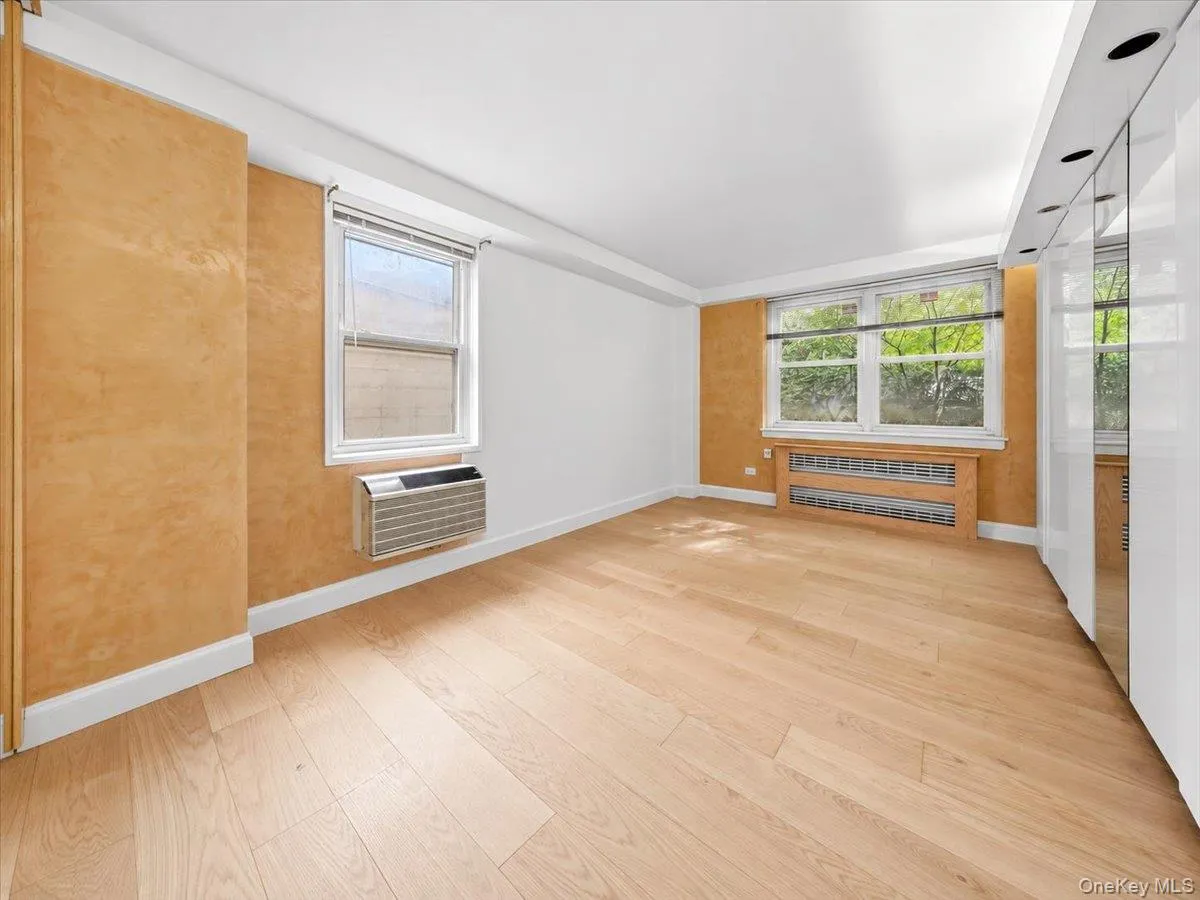 2575 Palisade Avenue, New York, NY, 3 Bedrooms Bedrooms, 8 Rooms Rooms,2 BathroomsBathrooms,Residential,For Rent,Palisade,0,1060391 2575 Palisade Avenue, New York, NY, 3 Bedrooms Bedrooms, 8 Rooms Rooms,2 BathroomsBathrooms,Residential,For Rent,Palisade,0,1060391
