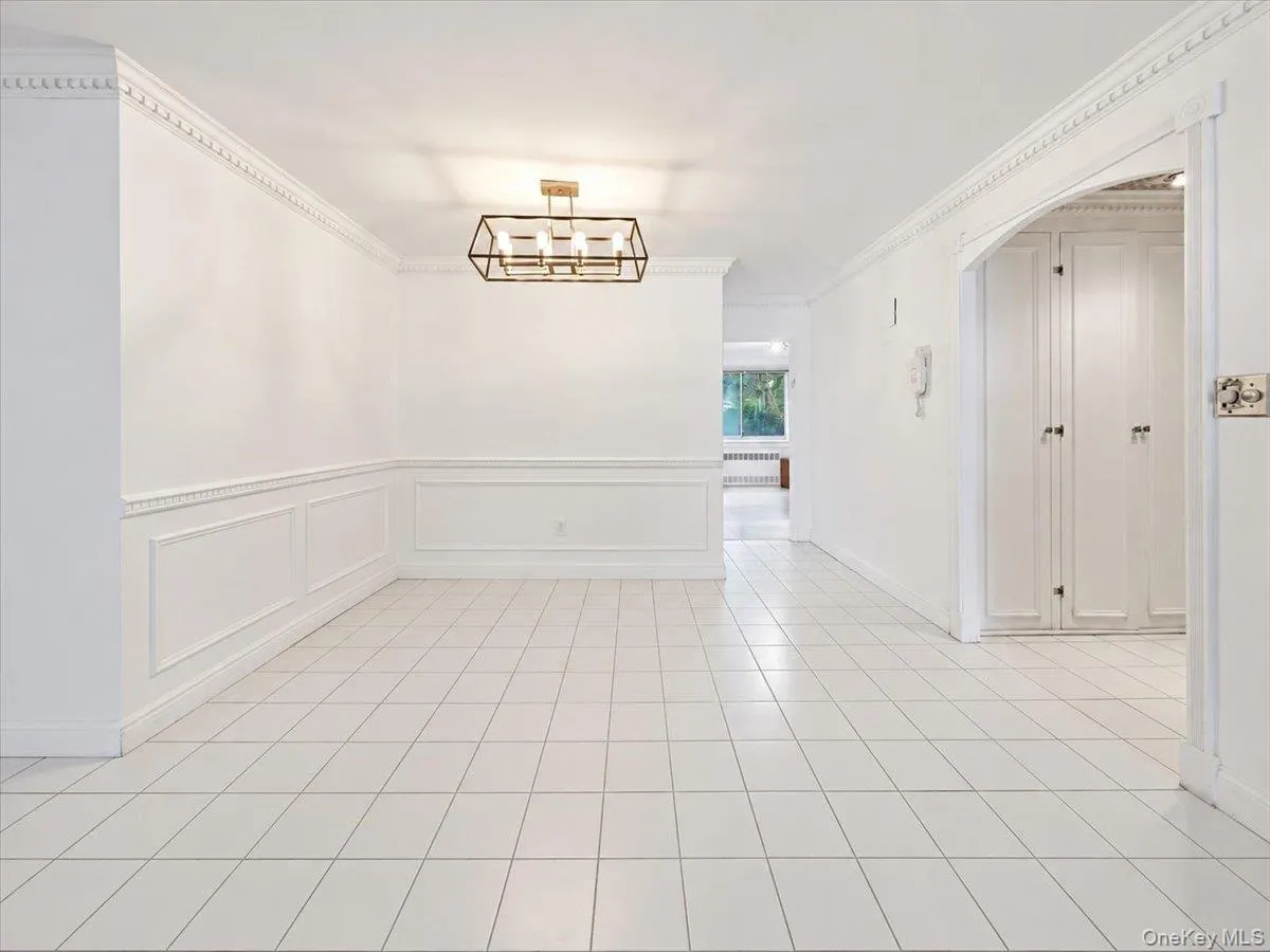 2575 Palisade Avenue, New York, NY, 3 Bedrooms Bedrooms, 8 Rooms Rooms,2 BathroomsBathrooms,Residential,For Rent,Palisade,0,1060391 2575 Palisade Avenue, New York, NY, 3 Bedrooms Bedrooms, 8 Rooms Rooms,2 BathroomsBathrooms,Residential,For Rent,Palisade,0,1060391
