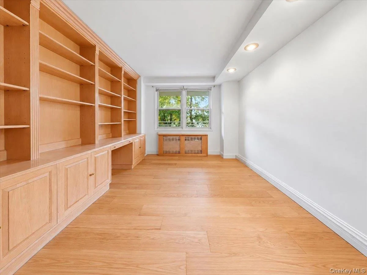 2575 Palisade Avenue, New York, NY, 3 Bedrooms Bedrooms, 8 Rooms Rooms,2 BathroomsBathrooms,Residential,For Rent,Palisade,0,1060391 2575 Palisade Avenue, New York, NY, 3 Bedrooms Bedrooms, 8 Rooms Rooms,2 BathroomsBathrooms,Residential,For Rent,Palisade,0,1060391