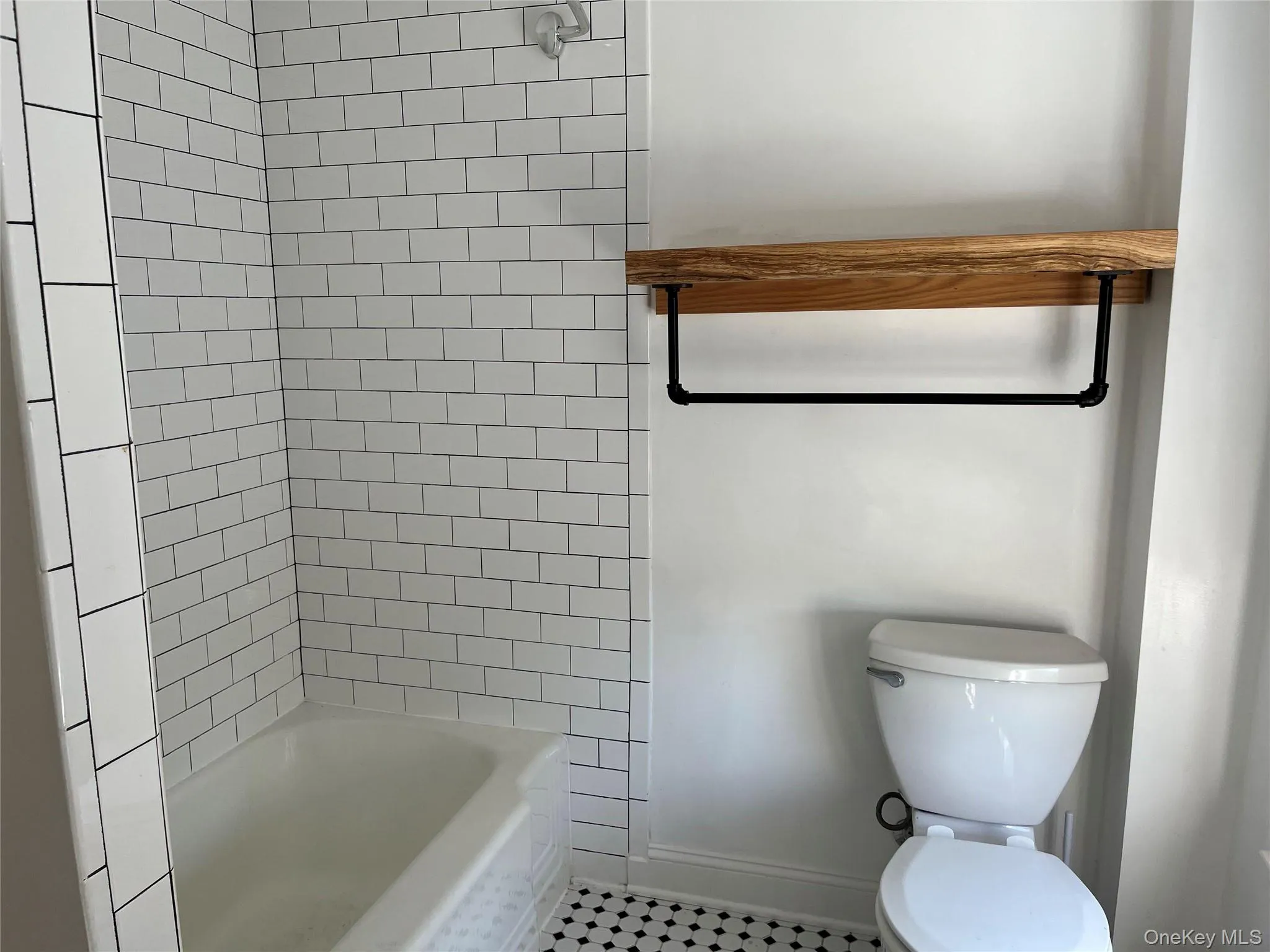518 Smith Street, Peekskill, NY, 2 Bedroom Bedrooms, 4 Room Rooms,1 BathroomBathrooms,Residential Lease,For Rent,Smith,0,1060392 518 Smith Street, Peekskill, NY, 2 Bedroom Bedrooms, 4 Room Rooms,1 BathroomBathrooms,Residential Lease,For Rent,Smith,0,1060392