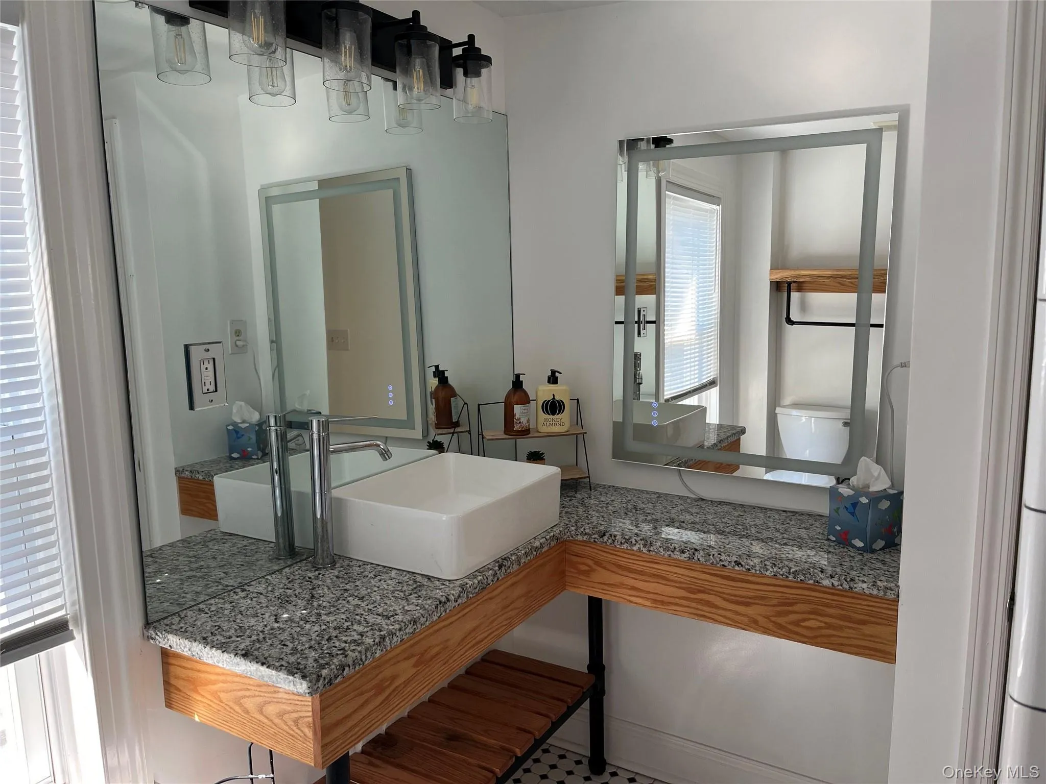 518 Smith Street, Peekskill, NY, 2 Bedroom Bedrooms, 4 Room Rooms,1 BathroomBathrooms,Residential Lease,For Rent,Smith,0,1060392 518 Smith Street, Peekskill, NY, 2 Bedroom Bedrooms, 4 Room Rooms,1 BathroomBathrooms,Residential Lease,For Rent,Smith,0,1060392