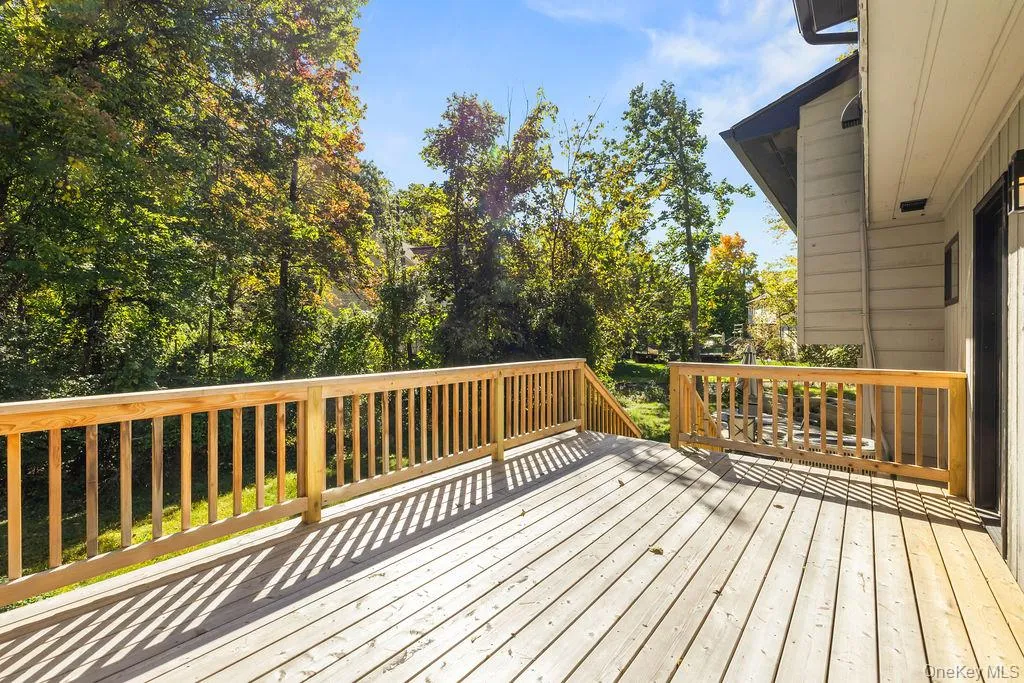 58 Burda Avenue, Clarkstown, NY, 5 Bedrooms Bedrooms, 6 Rooms Rooms,2 BathroomsBathrooms,Residential,For Rent,Burda,0,1060394 58 Burda Avenue, Clarkstown, NY, 5 Bedrooms Bedrooms, 6 Rooms Rooms,2 BathroomsBathrooms,Residential,For Rent,Burda,0,1060394