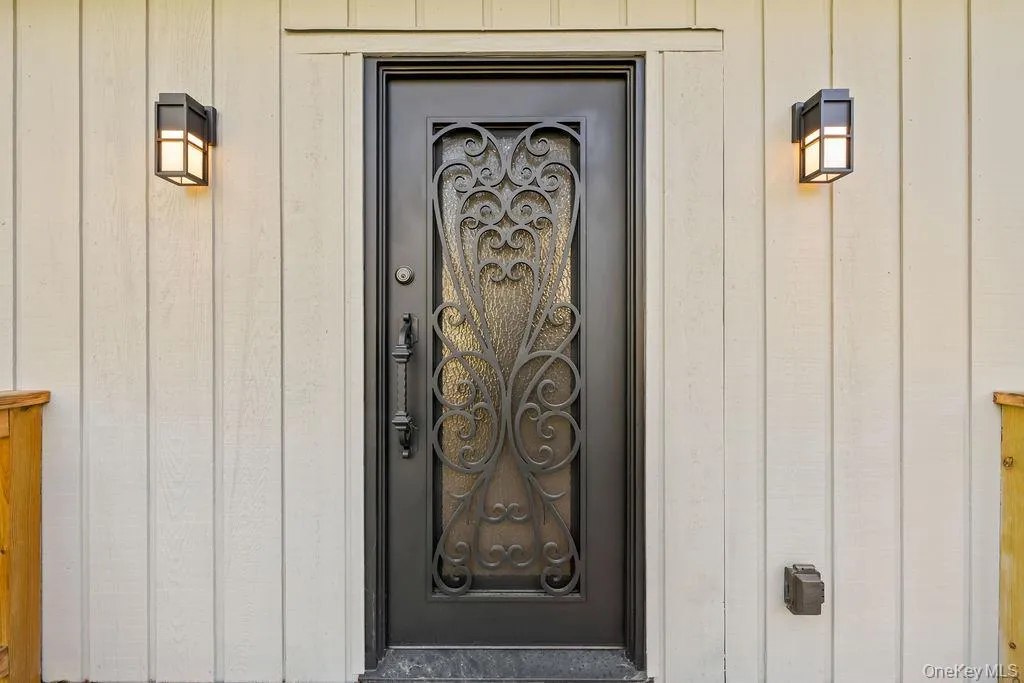 58 Burda Avenue, Clarkstown, NY, 5 Bedrooms Bedrooms, 6 Rooms Rooms,2 BathroomsBathrooms,Residential,For Rent,Burda,0,1060394 58 Burda Avenue, Clarkstown, NY, 5 Bedrooms Bedrooms, 6 Rooms Rooms,2 BathroomsBathrooms,Residential,For Rent,Burda,0,1060394