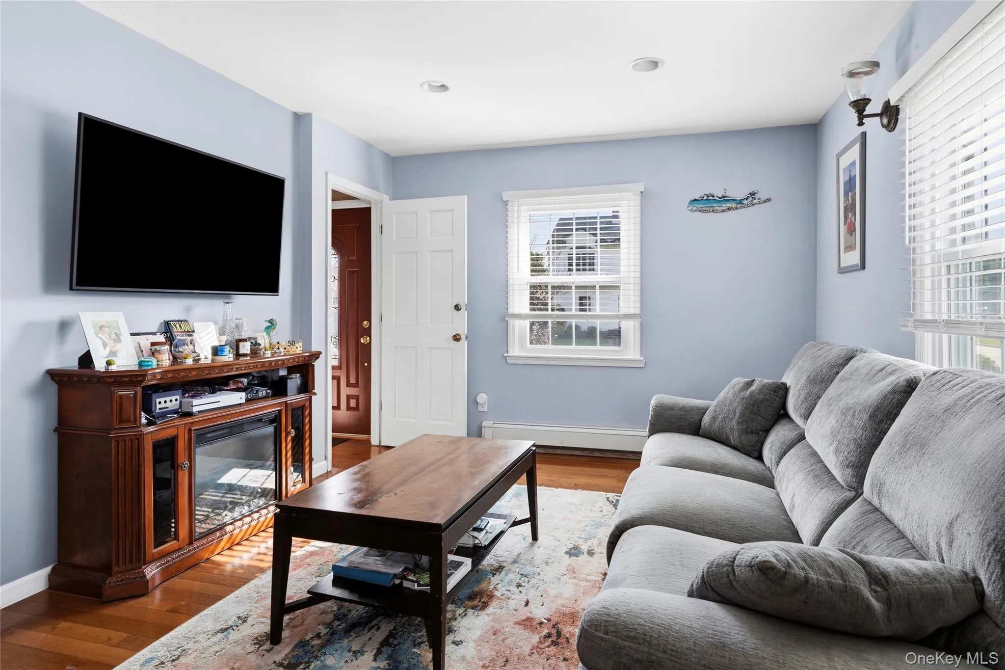 200 Forest Avenue, Oyster Bay, NY, 3 Bedrooms Bedrooms, 6 Rooms Rooms,2 BathroomsBathrooms,Residential,For Rent,Forest,0,1060395 200 Forest Avenue, Oyster Bay, NY, 3 Bedrooms Bedrooms, 6 Rooms Rooms,2 BathroomsBathrooms,Residential,For Rent,Forest,0,1060395
