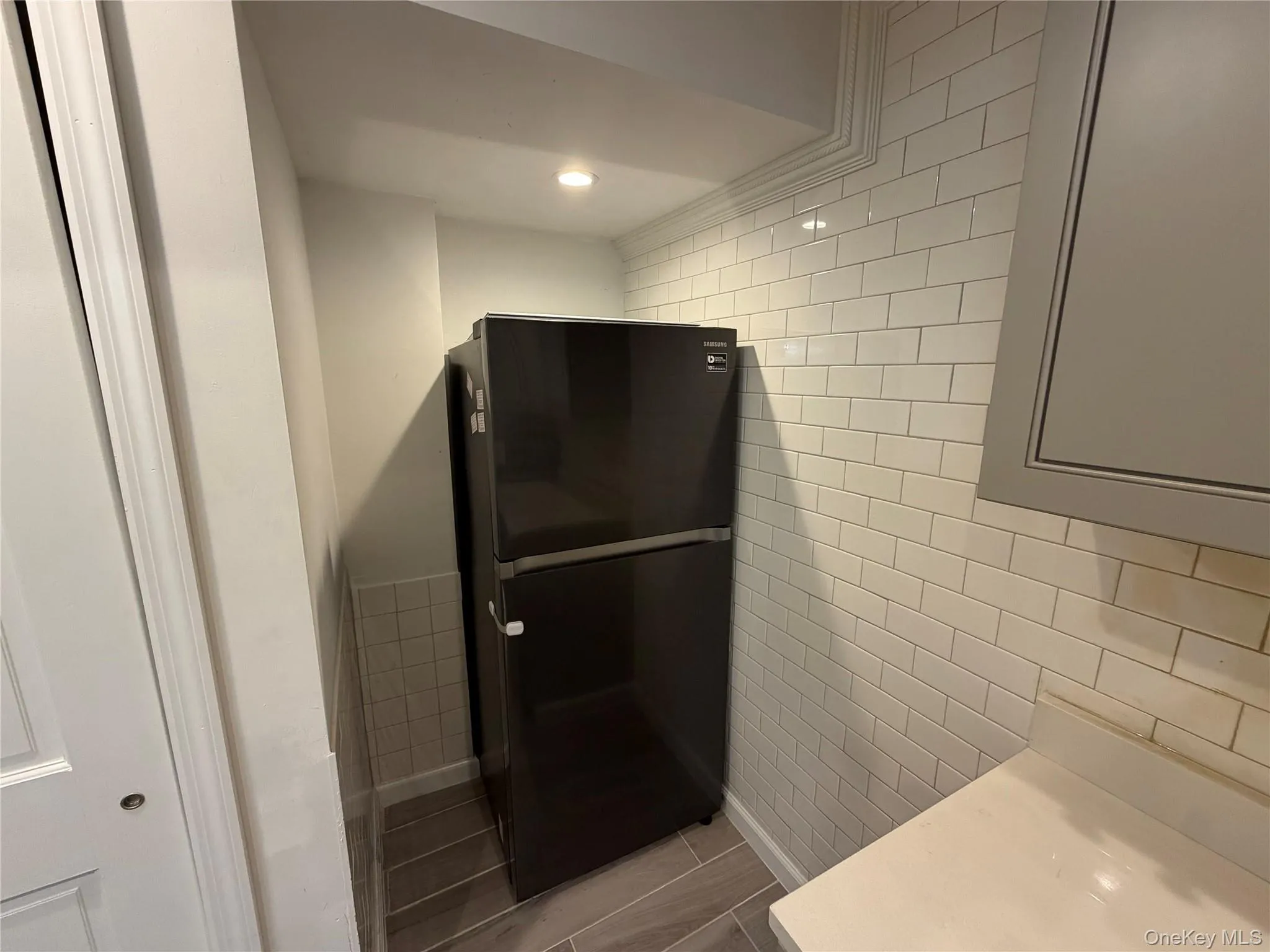 8311 169th Street, New York, NY, 2 Bedroom Bedrooms, 5 Room Rooms,1 BathroomBathrooms,Residential Lease,For Rent,169th,0,1060401 8311 169th Street, New York, NY, 2 Bedroom Bedrooms, 5 Room Rooms,1 BathroomBathrooms,Residential Lease,For Rent,169th,0,1060401