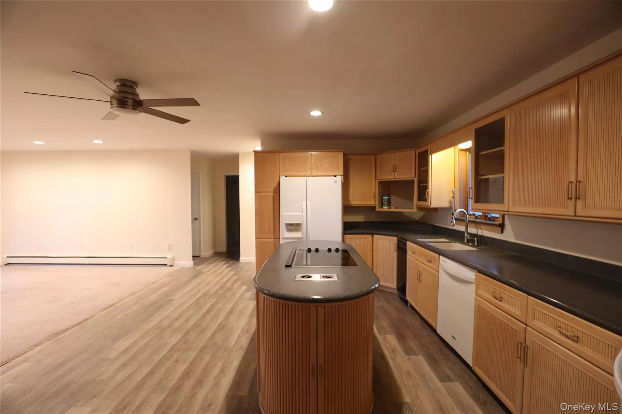 87 Overlook Estates, Saugerties, NY, 4 Bedroom Bedrooms, 7 Room Rooms,2 BathroomBathrooms,Residential Lease,For Rent,Overlook Estates,0,1060408 87 Overlook Estates, Saugerties, NY, 4 Bedroom Bedrooms, 7 Room Rooms,2 BathroomBathrooms,Residential Lease,For Rent,Overlook Estates,0,1060408