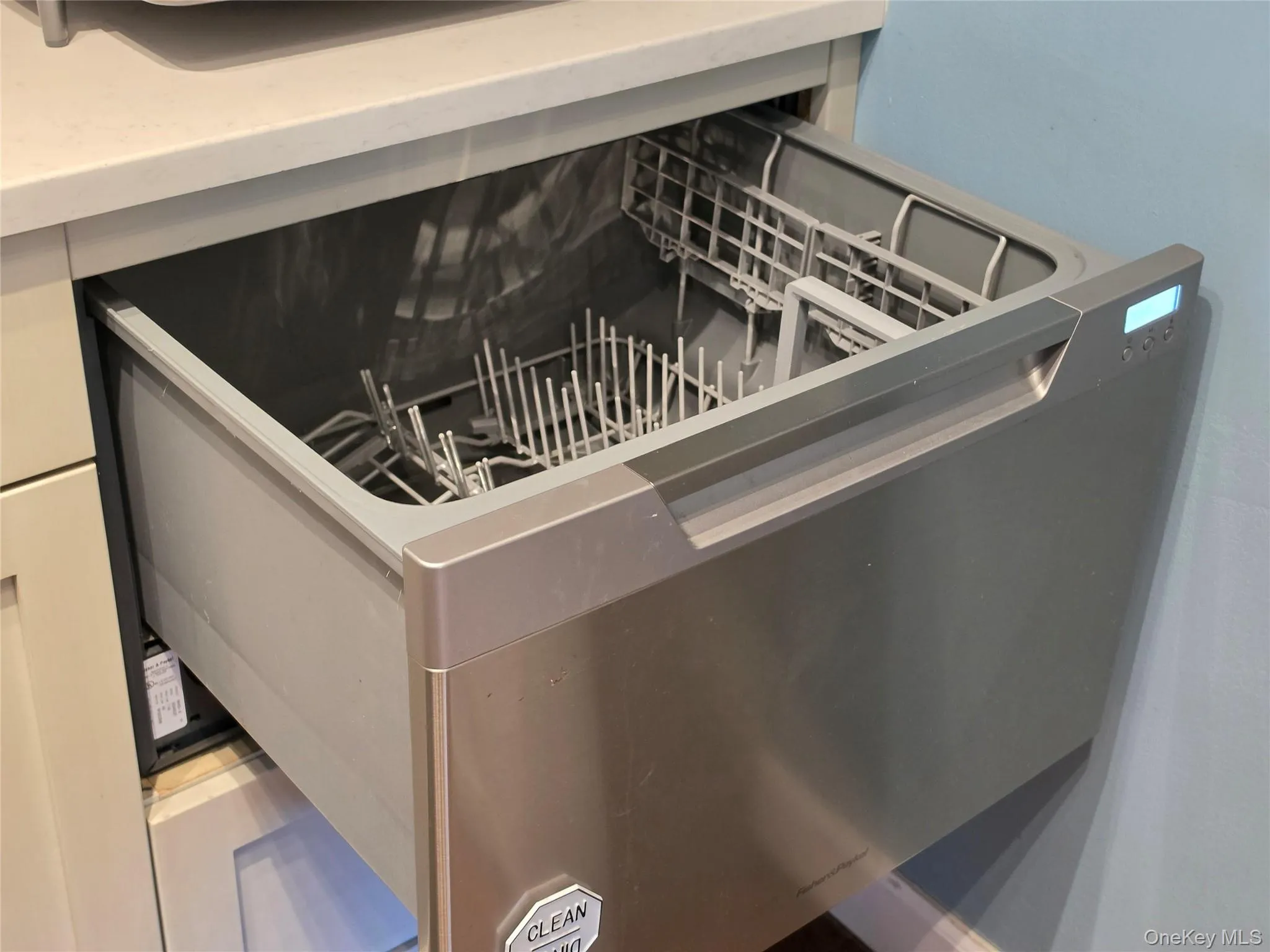 Dishwasher Dishwasher