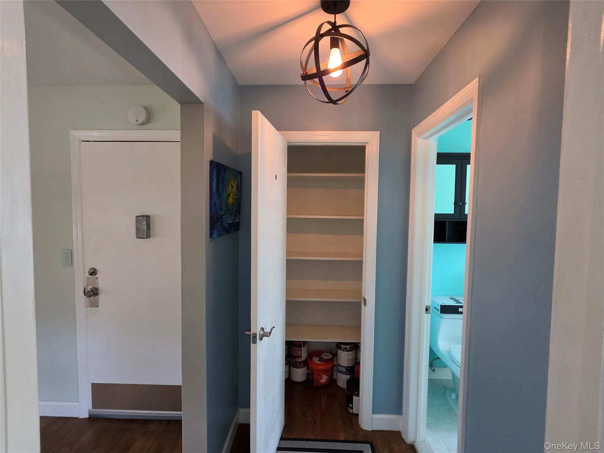 Closet Closet