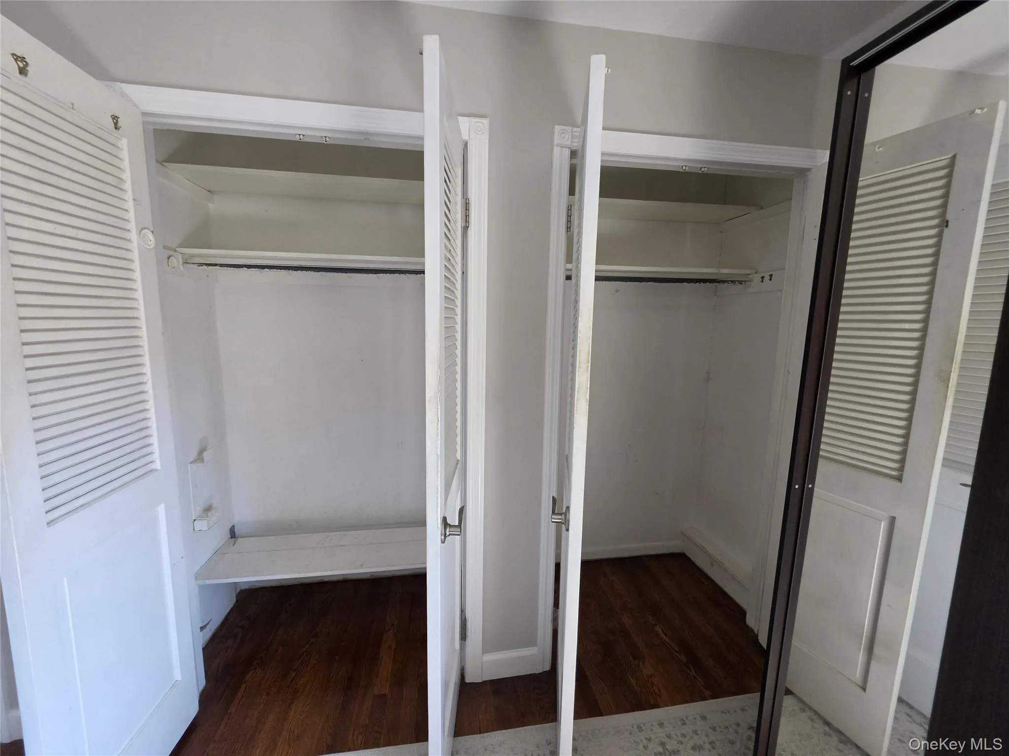 Double bedroom closet Double bedroom closet