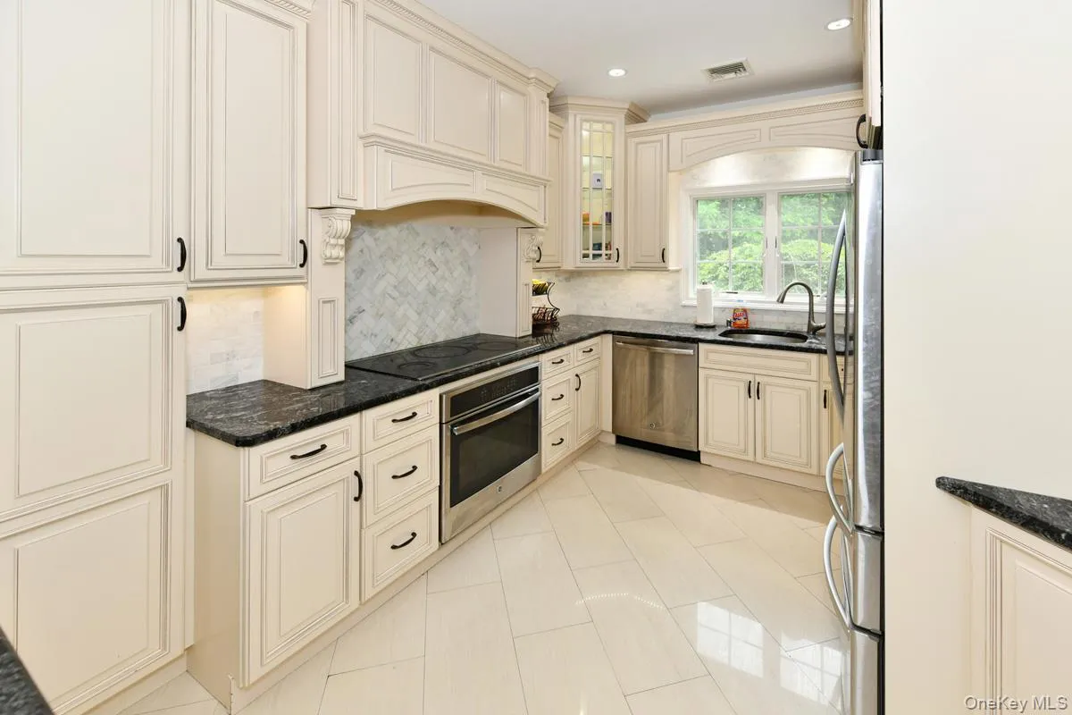 42 Willow Tree Road, Ramapo, NY, 5 Bedroom Bedrooms, 14 Room Rooms,3 BathroomBathrooms,Residential Lease,For Rent,Willow Tree,0,1060413 42 Willow Tree Road, Ramapo, NY, 5 Bedroom Bedrooms, 14 Room Rooms,3 BathroomBathrooms,Residential Lease,For Rent,Willow Tree,0,1060413