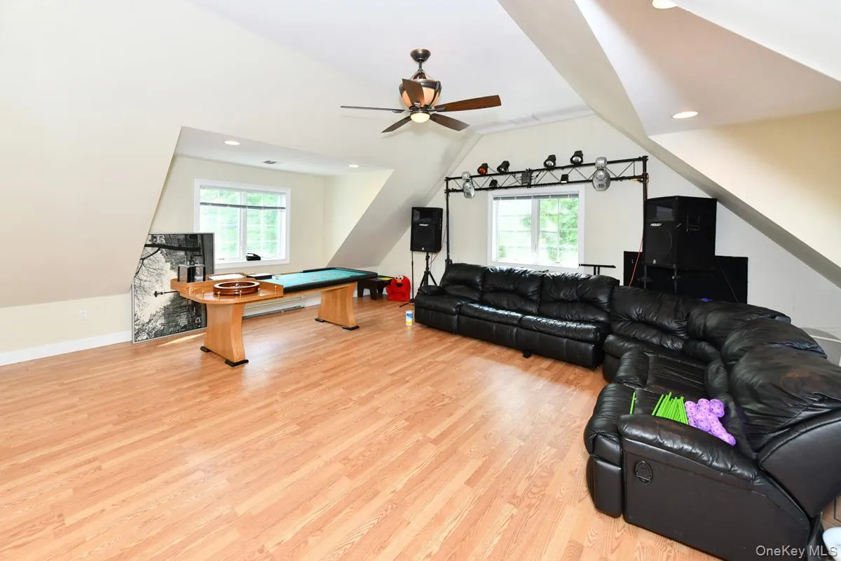 42 Willow Tree Road, Ramapo, NY, 5 Bedroom Bedrooms, 14 Room Rooms,3 BathroomBathrooms,Residential Lease,For Rent,Willow Tree,0,1060413 42 Willow Tree Road, Ramapo, NY, 5 Bedroom Bedrooms, 14 Room Rooms,3 BathroomBathrooms,Residential Lease,For Rent,Willow Tree,0,1060413
