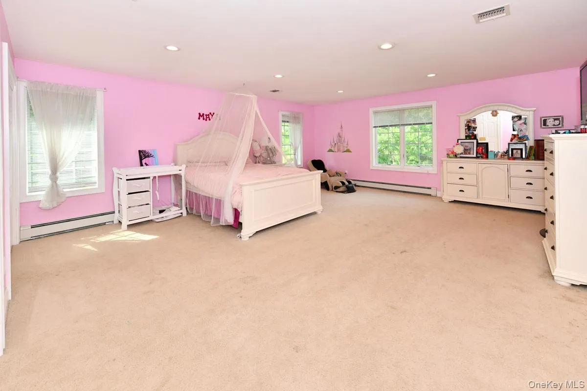 42 Willow Tree Road, Ramapo, NY, 5 Bedroom Bedrooms, 14 Room Rooms,3 BathroomBathrooms,Residential Lease,For Rent,Willow Tree,0,1060413 42 Willow Tree Road, Ramapo, NY, 5 Bedroom Bedrooms, 14 Room Rooms,3 BathroomBathrooms,Residential Lease,For Rent,Willow Tree,0,1060413
