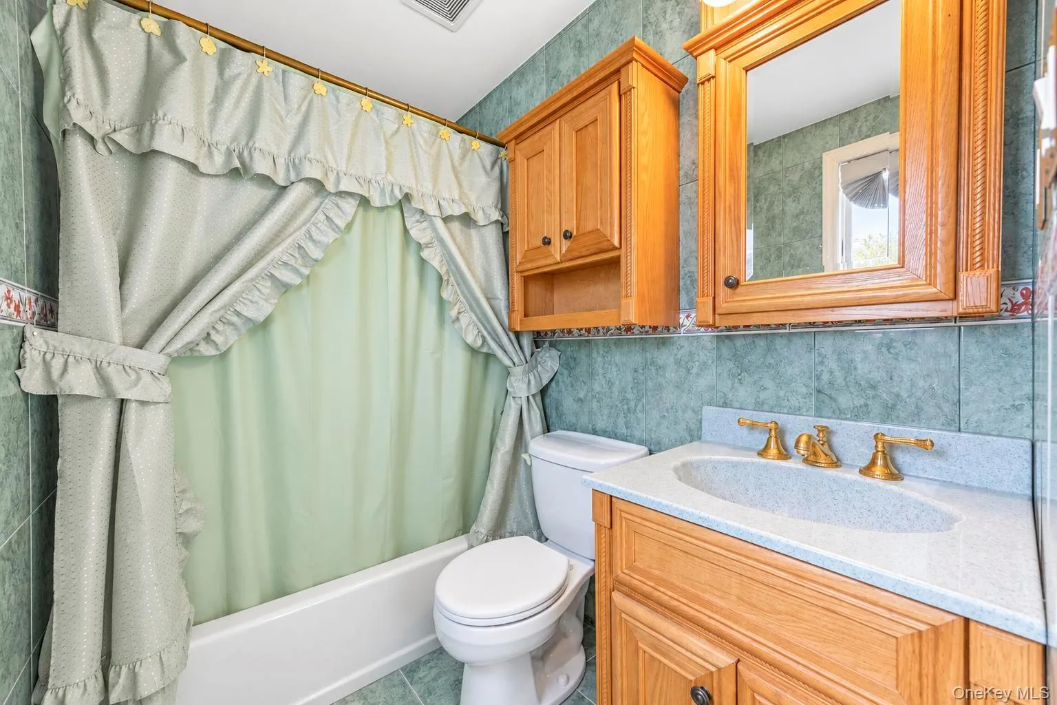 41 Shore Drive, Babylon, NY, 3 Bedrooms Bedrooms, 7 Rooms Rooms,2 BathroomsBathrooms,Residential,For Rent,Shore,0,1060416 41 Shore Drive, Babylon, NY, 3 Bedrooms Bedrooms, 7 Rooms Rooms,2 BathroomsBathrooms,Residential,For Rent,Shore,0,1060416
