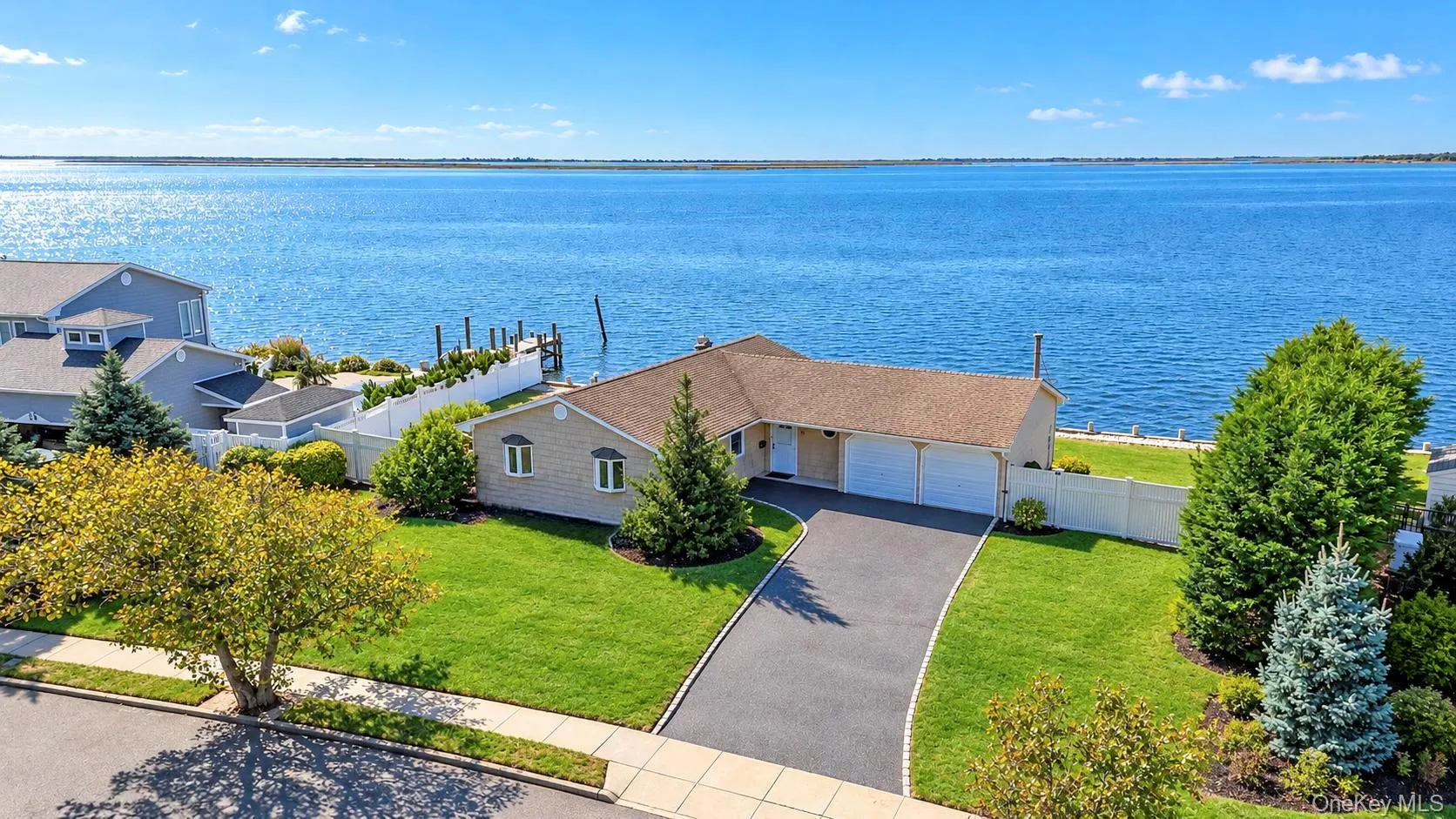 41 Shore Drive, Babylon, NY, 3 Bedrooms Bedrooms, 7 Rooms Rooms,2 BathroomsBathrooms,Residential,For Rent,Shore,0,1060416 41 Shore Drive, Babylon, NY, 3 Bedrooms Bedrooms, 7 Rooms Rooms,2 BathroomsBathrooms,Residential,For Rent,Shore,0,1060416