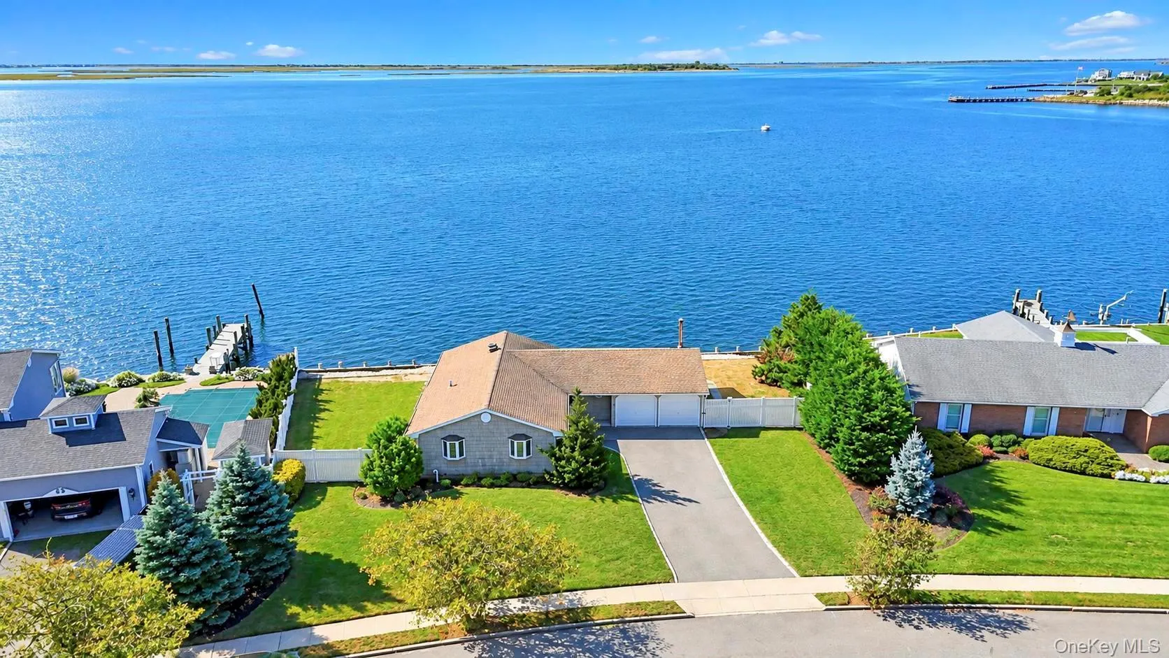 41 Shore Drive, Babylon, NY, 3 Bedrooms Bedrooms, 7 Rooms Rooms,2 BathroomsBathrooms,Residential,For Rent,Shore,0,1060416 41 Shore Drive, Babylon, NY, 3 Bedrooms Bedrooms, 7 Rooms Rooms,2 BathroomsBathrooms,Residential,For Rent,Shore,0,1060416