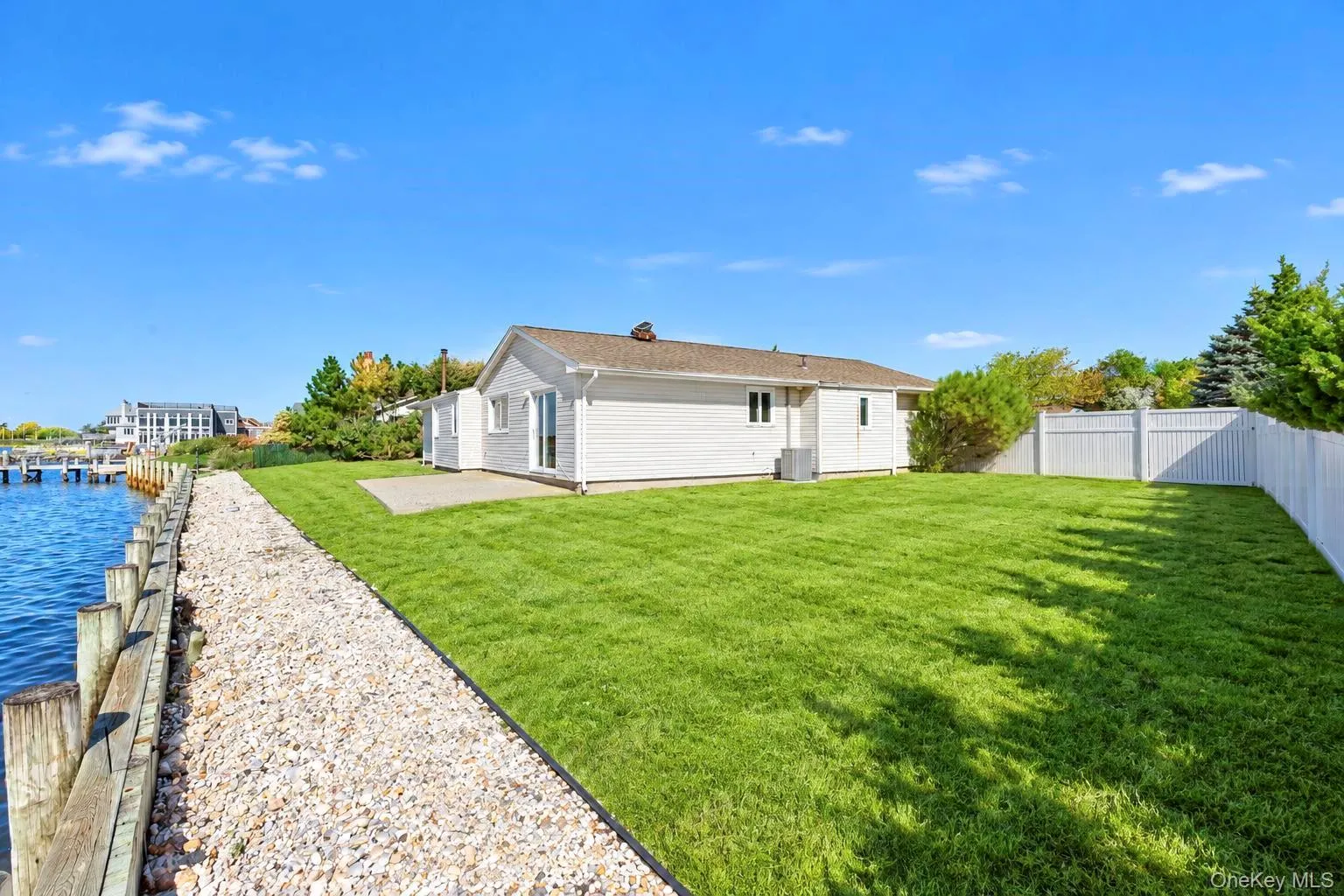 41 Shore Drive, Babylon, NY, 3 Bedrooms Bedrooms, 7 Rooms Rooms,2 BathroomsBathrooms,Residential,For Rent,Shore,0,1060416 41 Shore Drive, Babylon, NY, 3 Bedrooms Bedrooms, 7 Rooms Rooms,2 BathroomsBathrooms,Residential,For Rent,Shore,0,1060416