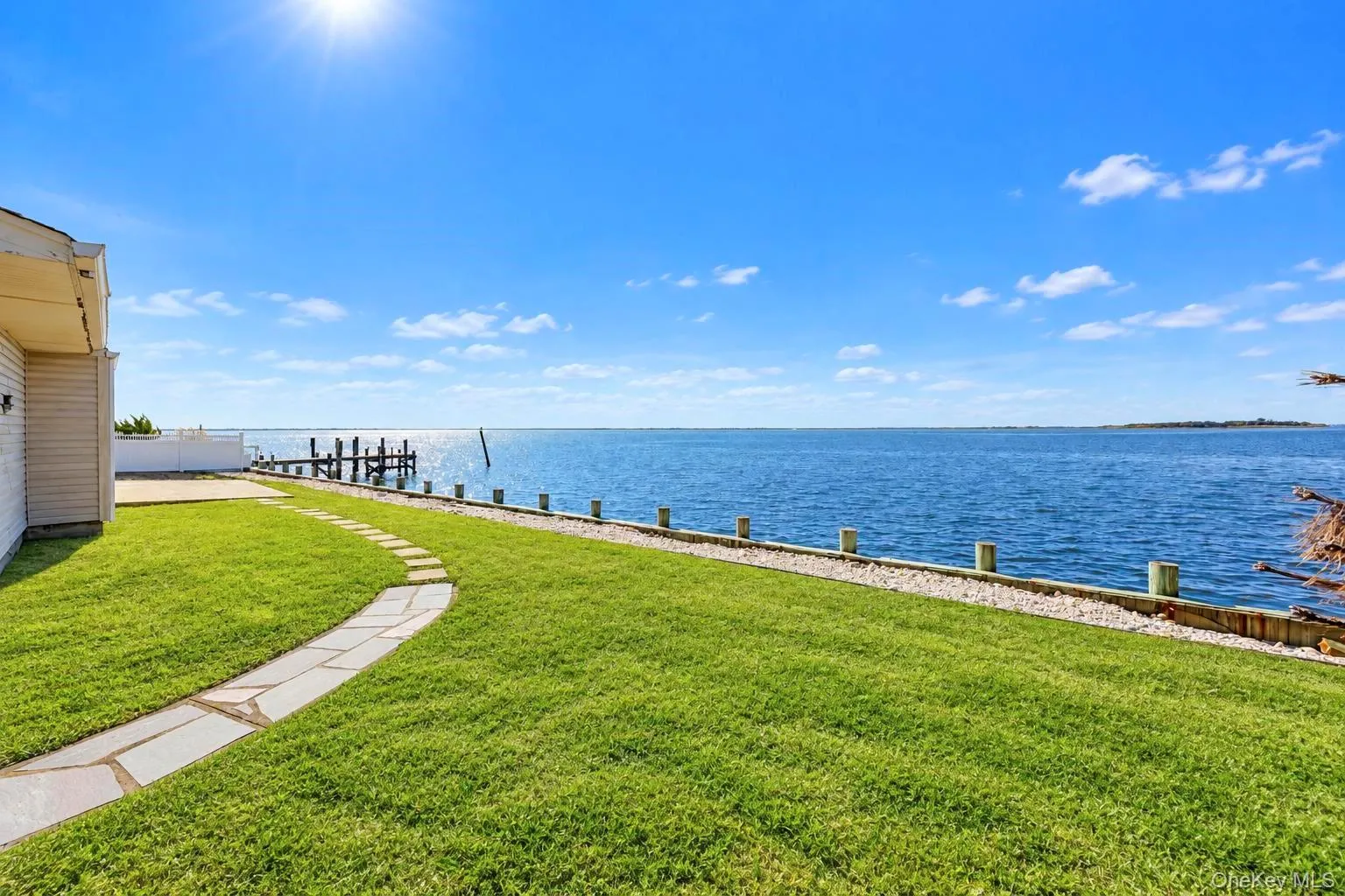 41 Shore Drive, Babylon, NY, 3 Bedrooms Bedrooms, 7 Rooms Rooms,2 BathroomsBathrooms,Residential,For Rent,Shore,0,1060416 41 Shore Drive, Babylon, NY, 3 Bedrooms Bedrooms, 7 Rooms Rooms,2 BathroomsBathrooms,Residential,For Rent,Shore,0,1060416