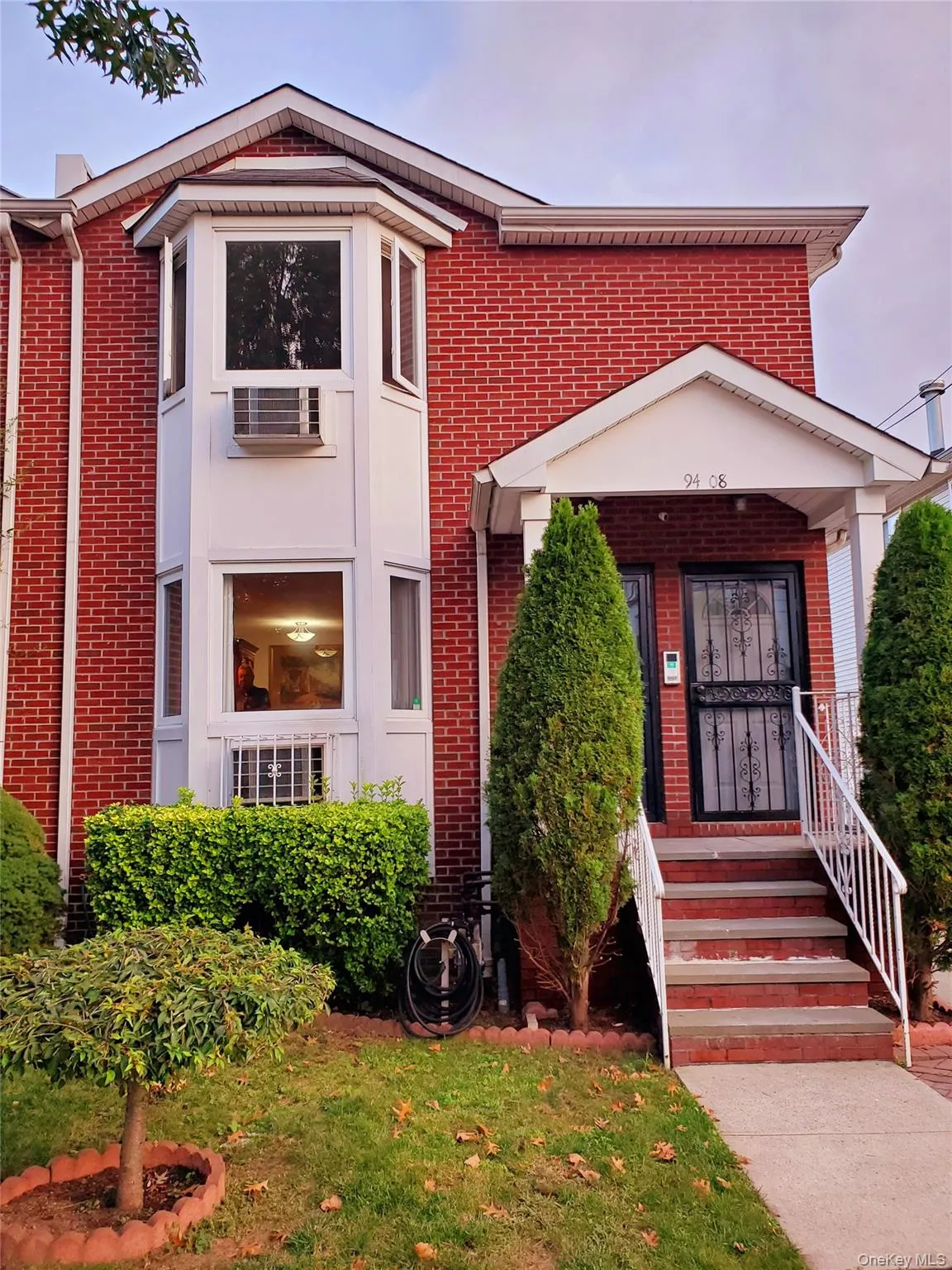 94-08 89 Avenue, New York, NY, 3 Bedroom Bedrooms, 7 Room Rooms,2 BathroomBathrooms,Residential Lease,For Rent,89,0,1060417 94-08 89 Avenue, New York, NY, 3 Bedroom Bedrooms, 7 Room Rooms,2 BathroomBathrooms,Residential Lease,For Rent,89,0,1060417