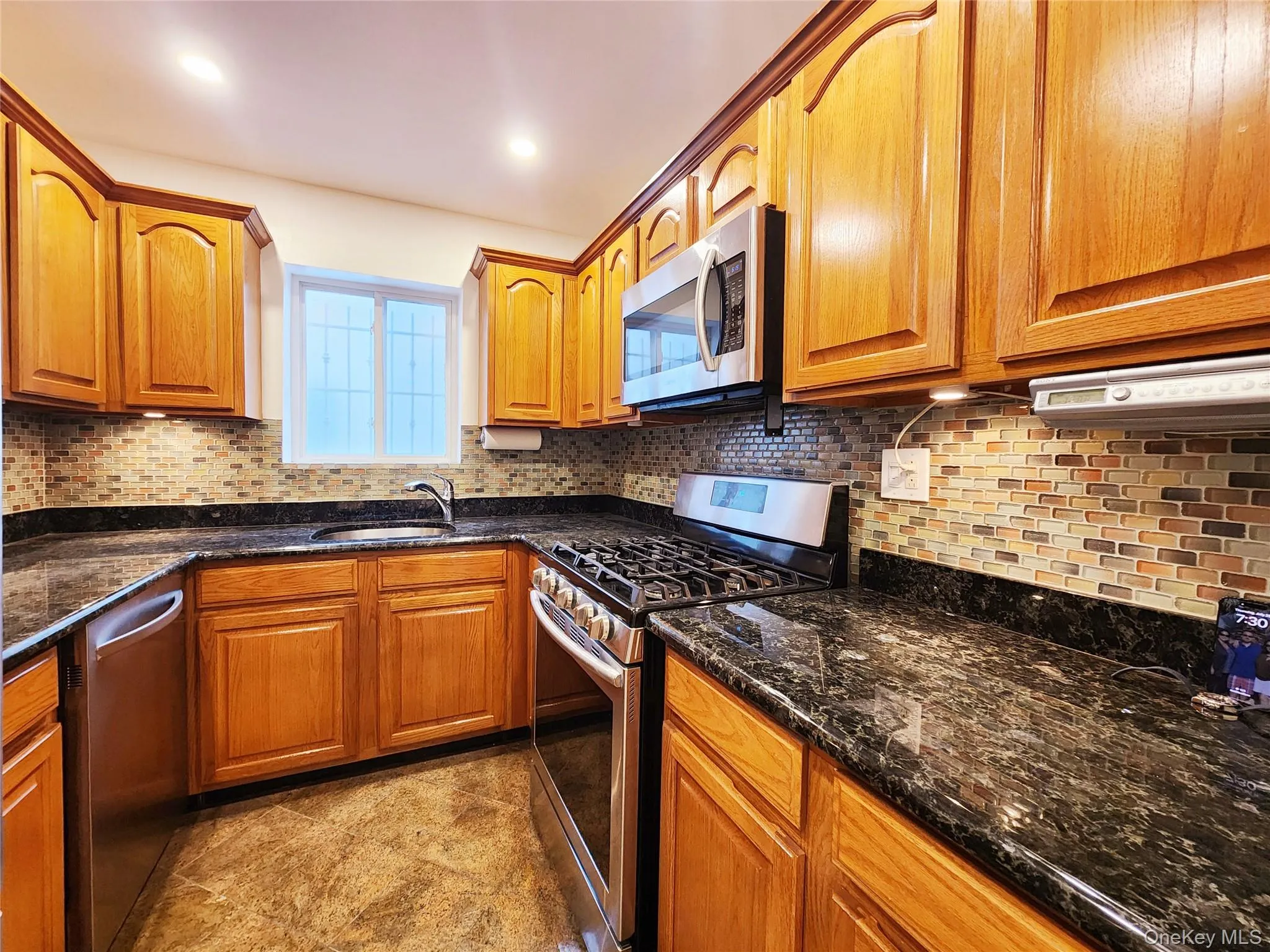 94-08 89 Avenue, New York, NY, 3 Bedroom Bedrooms, 7 Room Rooms,2 BathroomBathrooms,Residential Lease,For Rent,89,0,1060417 94-08 89 Avenue, New York, NY, 3 Bedroom Bedrooms, 7 Room Rooms,2 BathroomBathrooms,Residential Lease,For Rent,89,0,1060417