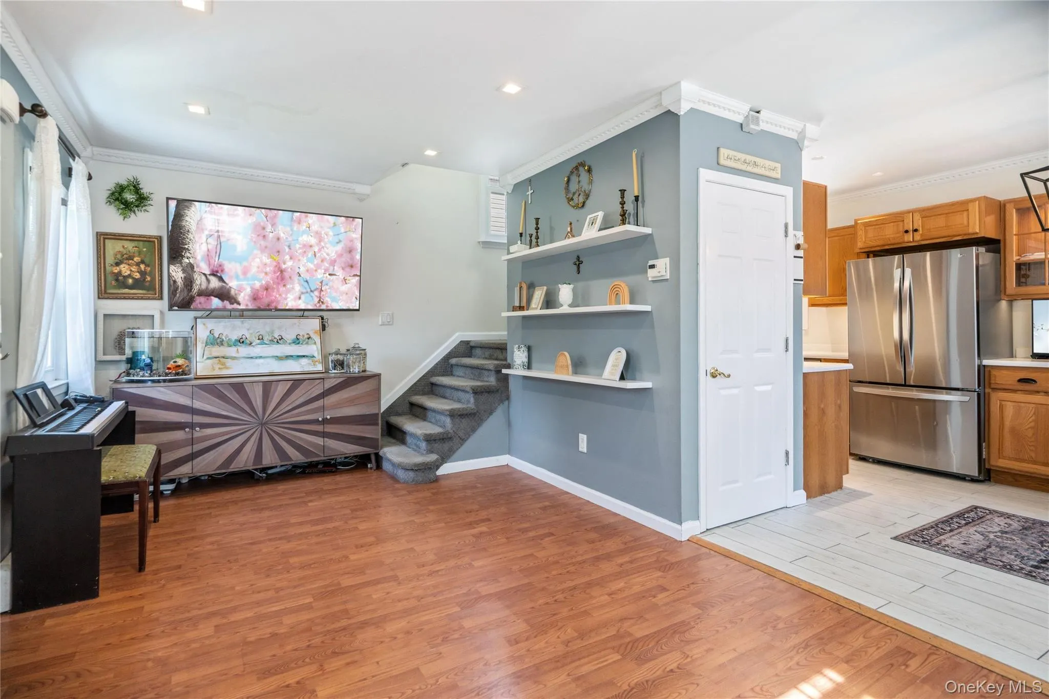 422 Myrtle Avenue, Islip, NY, 2 Bedrooms Bedrooms, 6 Rooms Rooms,2 BathroomsBathrooms,Residential,For Rent,Myrtle,0,1060425 422 Myrtle Avenue, Islip, NY, 2 Bedrooms Bedrooms, 6 Rooms Rooms,2 BathroomsBathrooms,Residential,For Rent,Myrtle,0,1060425